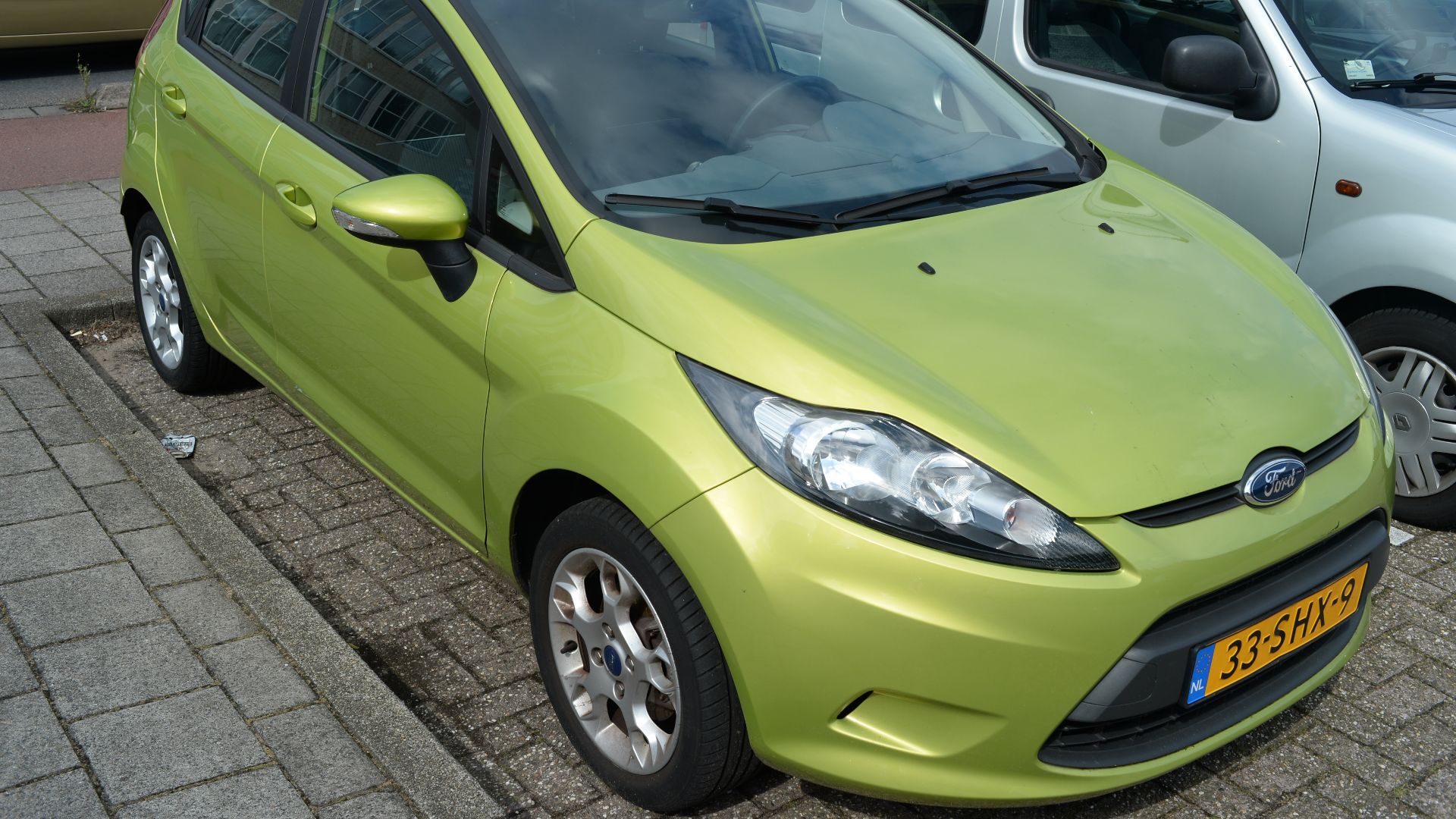 File:2011 Ford Fiesta (14680946480).jpg