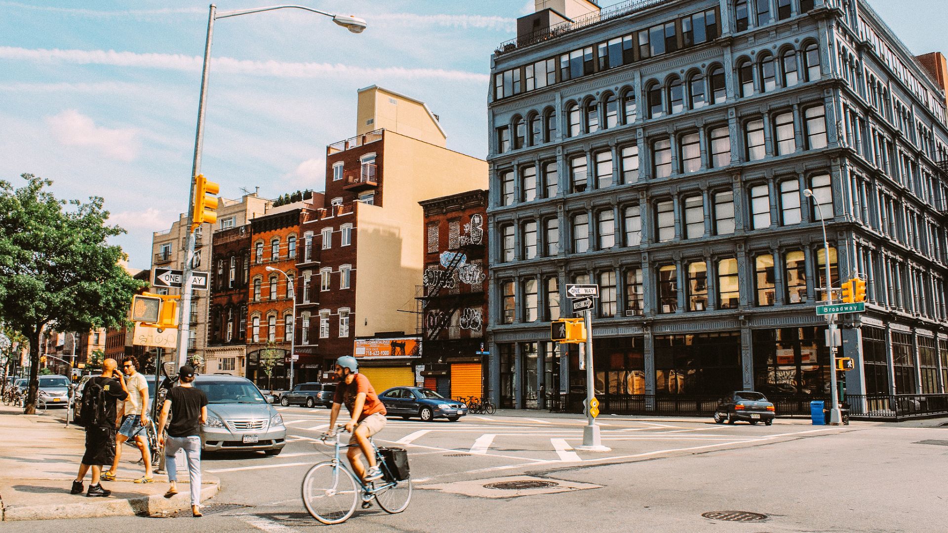 File:Broadway in New York City (220853499).jpg