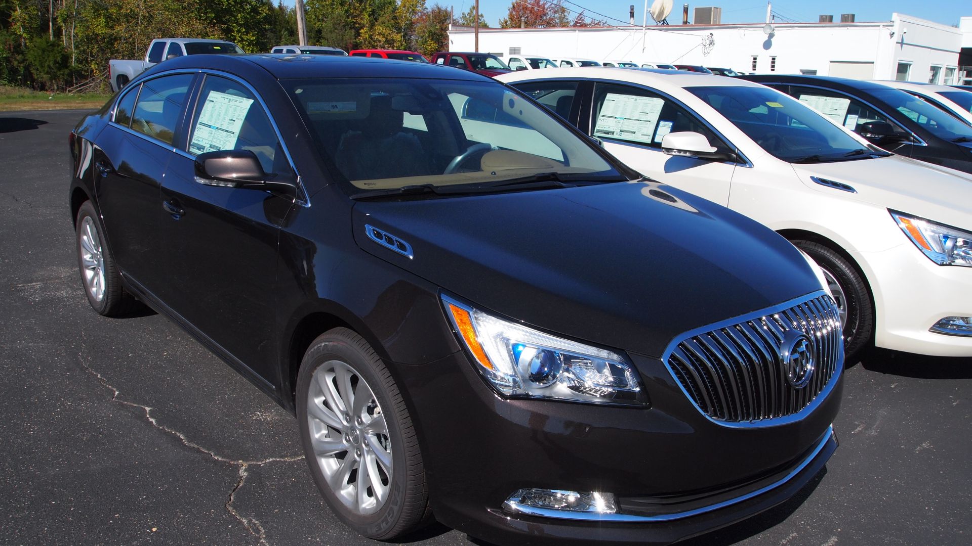 File:2014 Buick LaCrosse.jpg