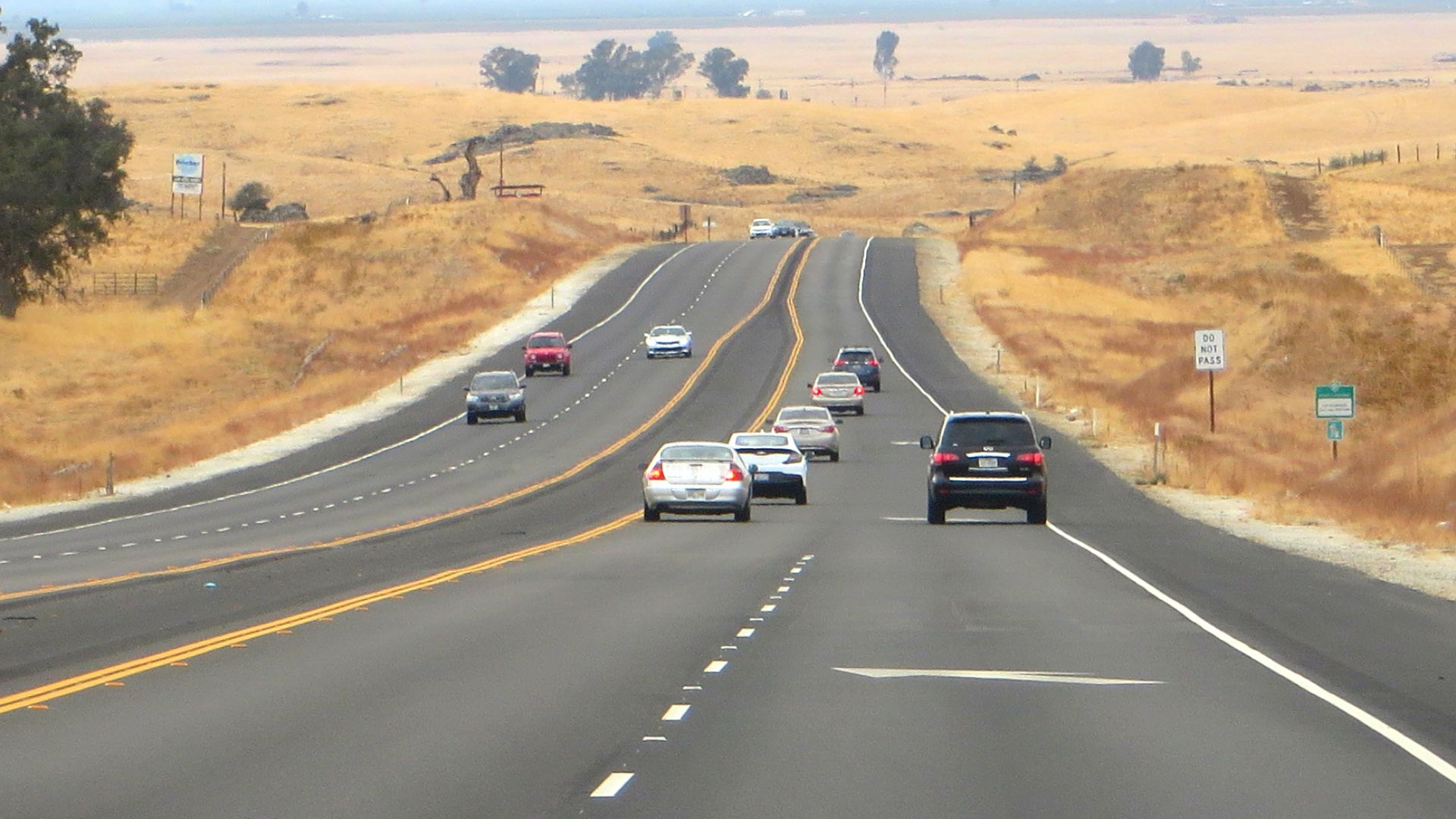 File:California State Route 41 Between Oakhurst and Fresno, California.jpg