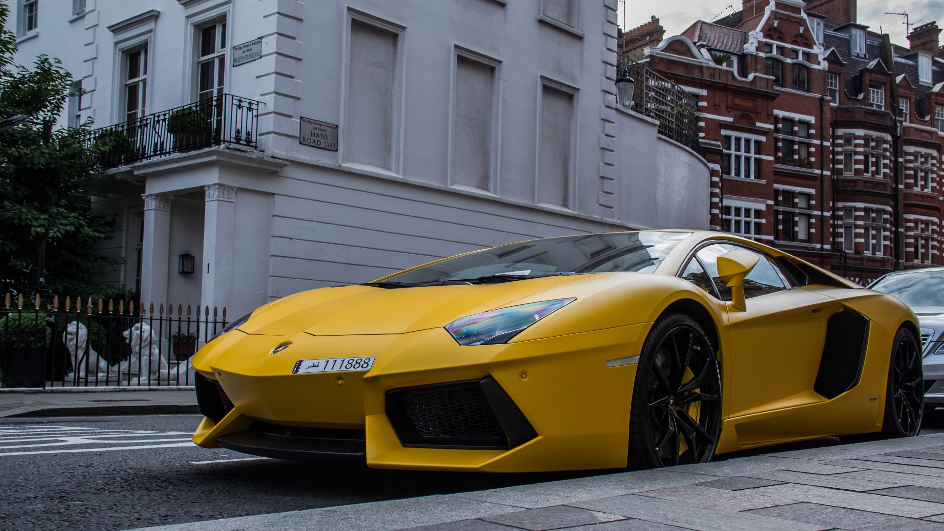 File:Matte yellow (14234031736).jpg