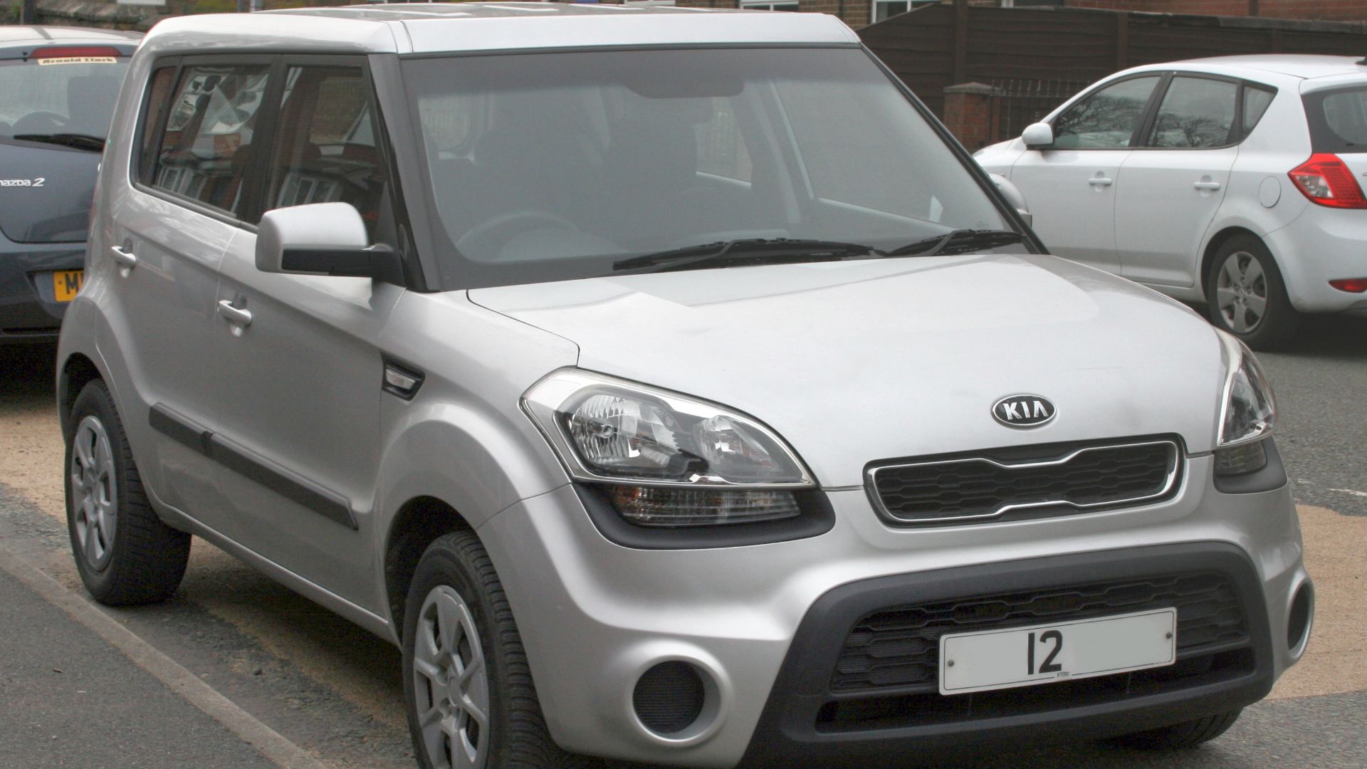 File:2012 Kia Soul 1 1.6 (Front).jpg