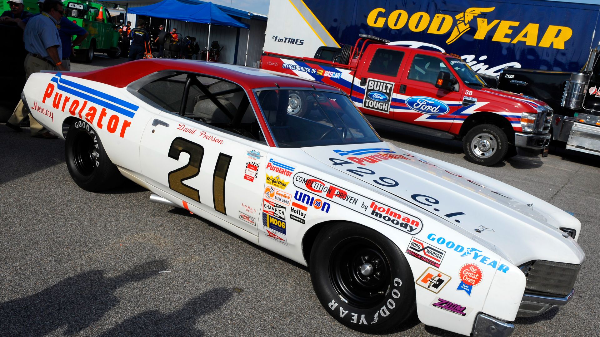 File:David Pearson retro 1971 Mercury Cyclone.jpg