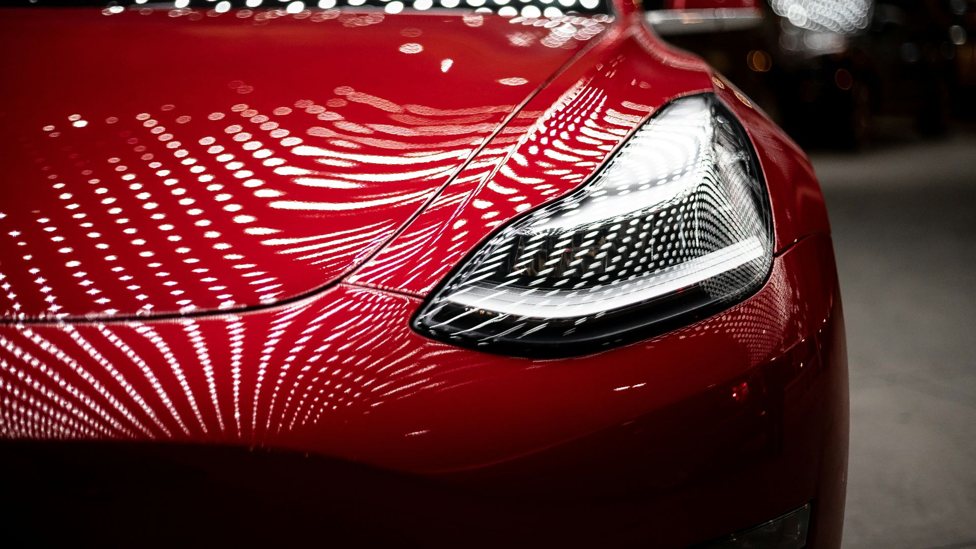 close-up photography of red car