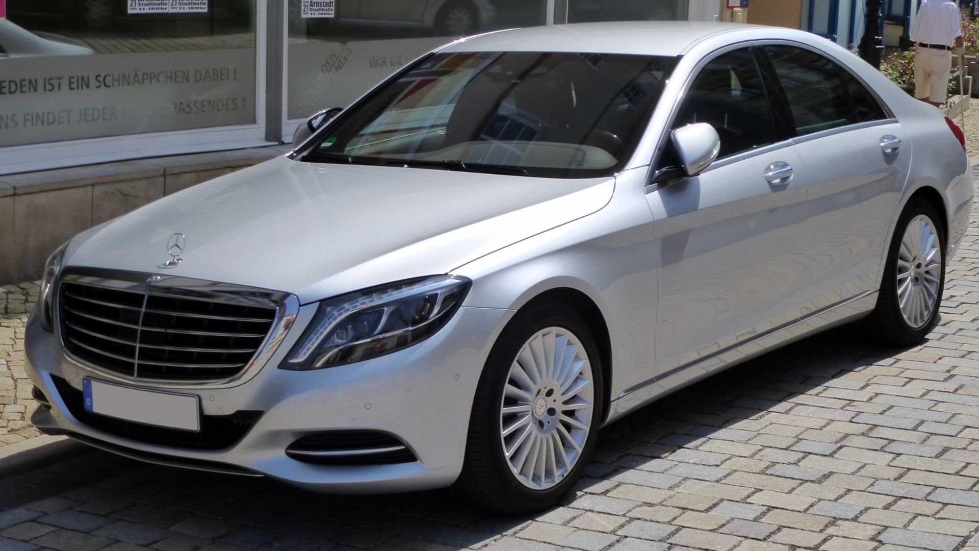 File:Mercedes-Benz W 222 S 350 Bluetec.JPG