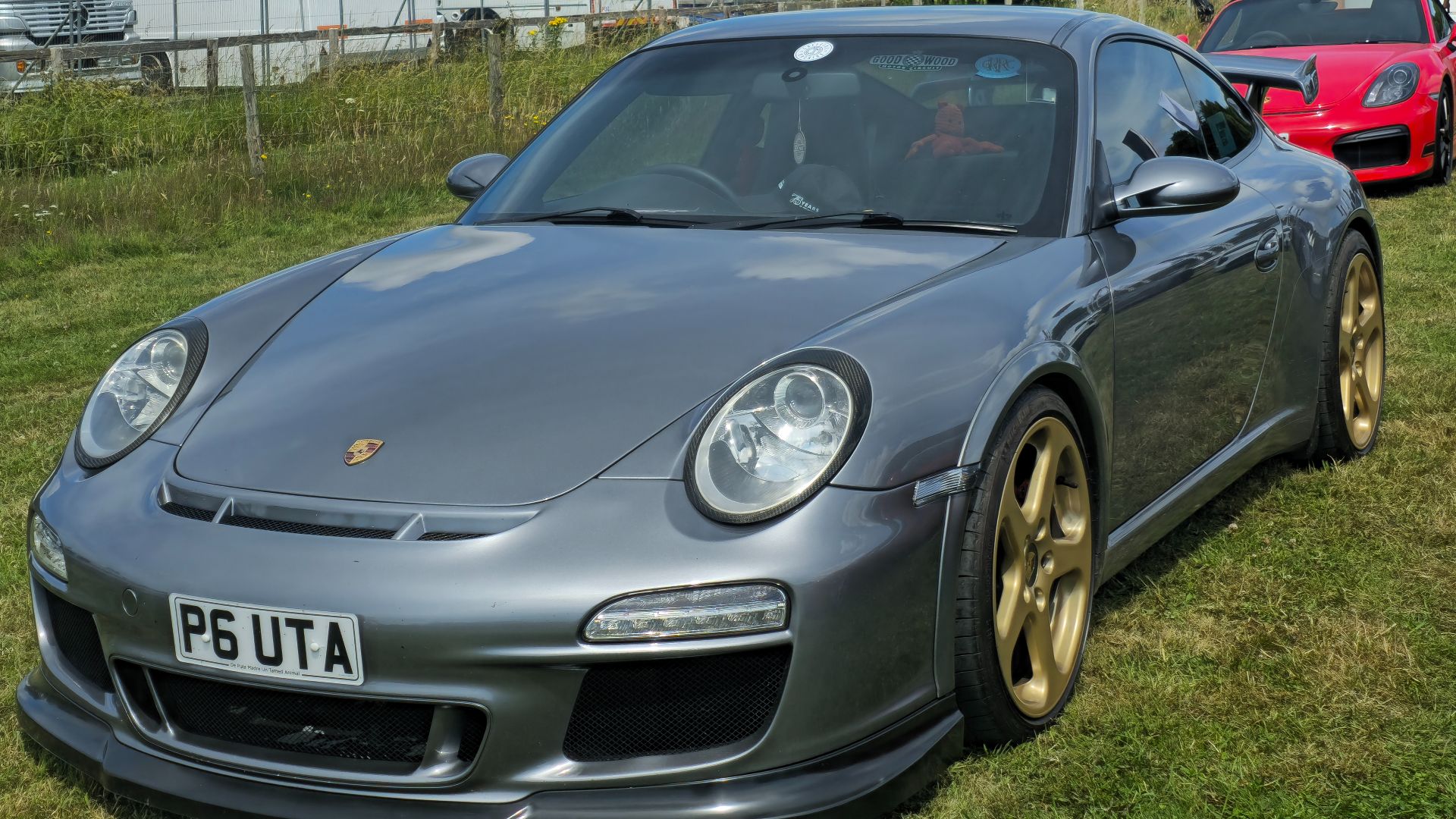 File:2005 Porsche 911 997 Carrera.jpg