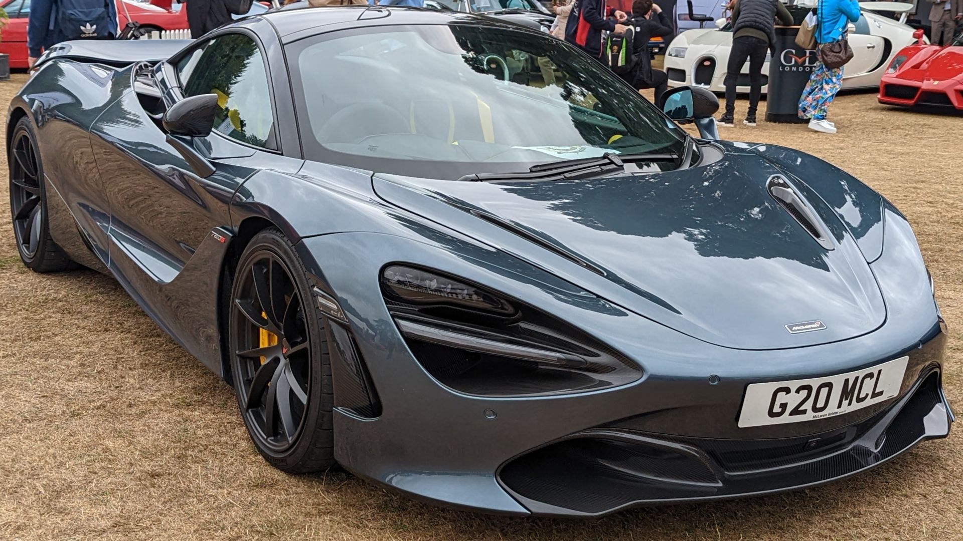 File:2017 McLaren 720S 1.jpg