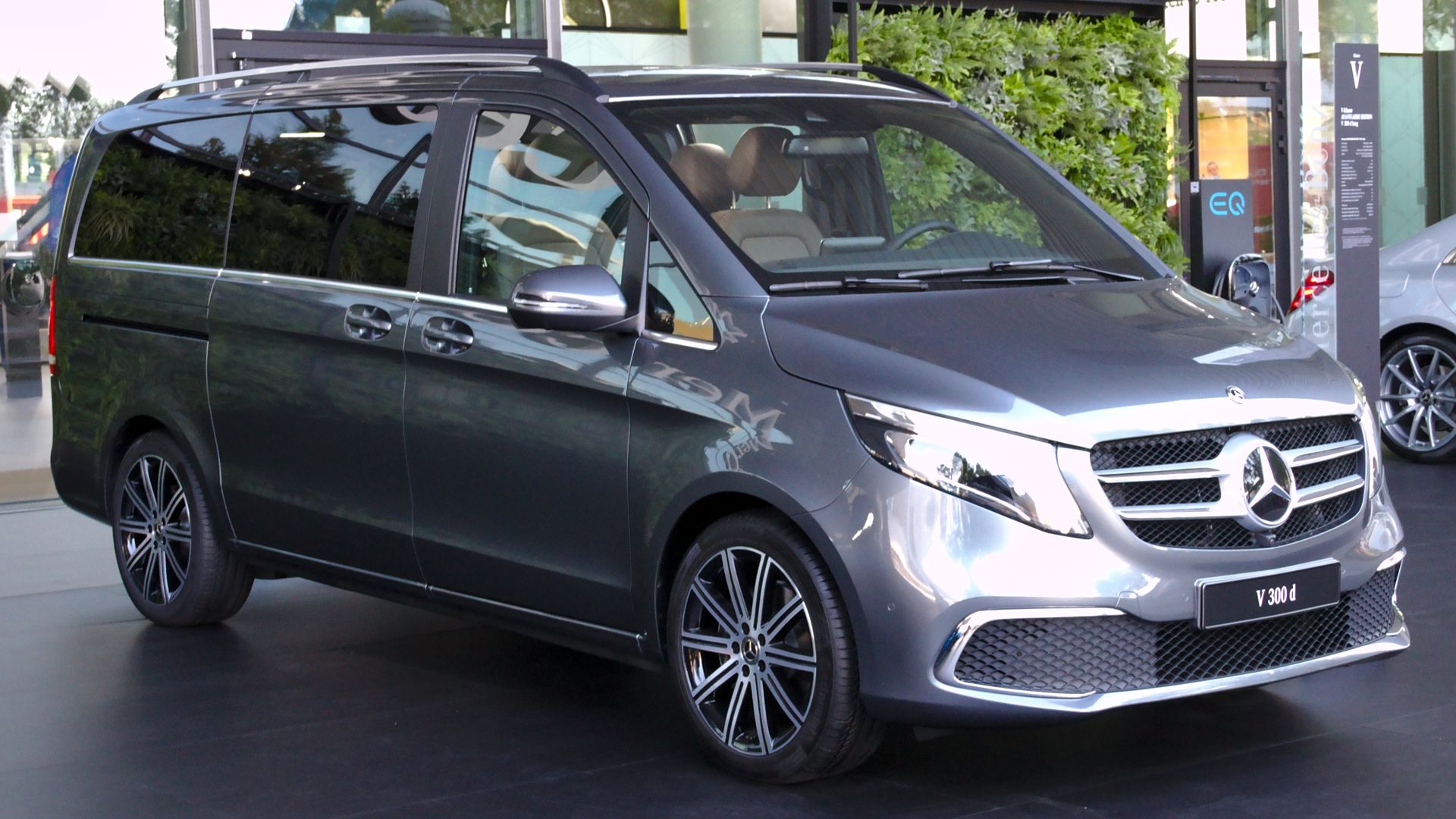 File:Mercedes-Benz V-Class (W447) at IAA 2019 IMG 0680.jpg