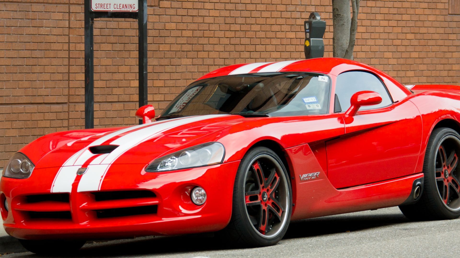 File:San Francisco, Dodge Viper SRT-10.jpg