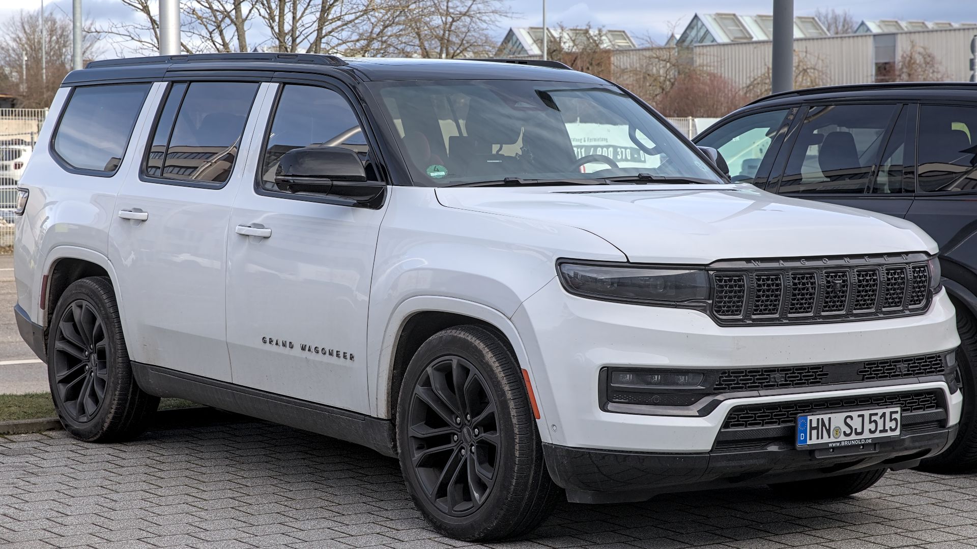 File:Jeep Grand Wagoneer (WS) 1X7A1911.jpg