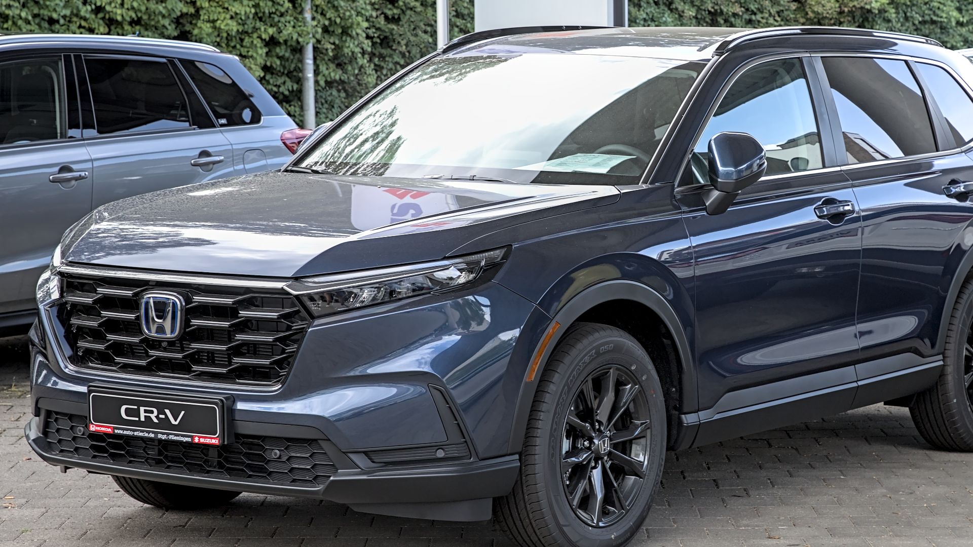 File:Honda CR-V (6th generation) hybrid 1X7A0866.jpg