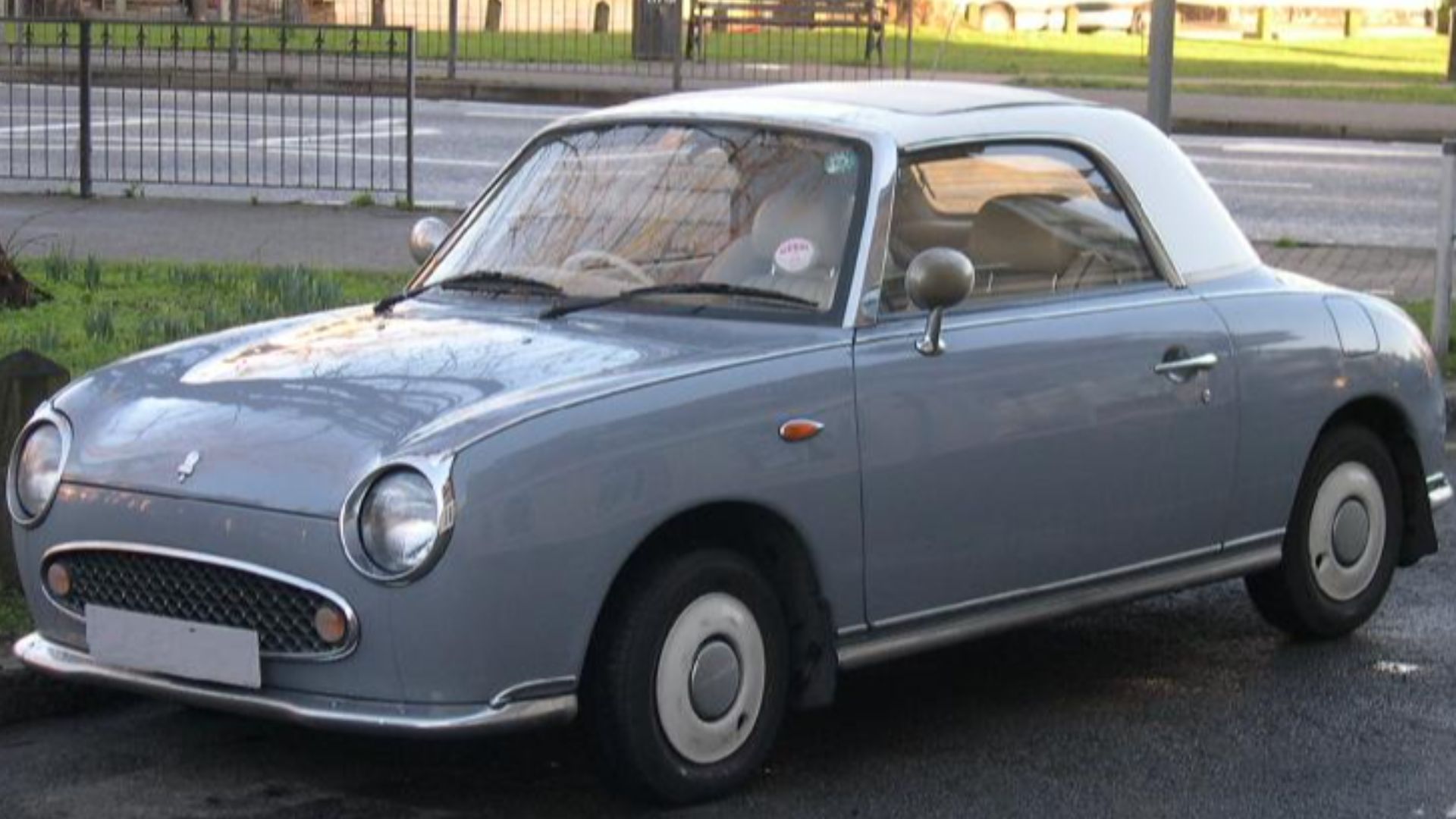 File:Nissan Figaro Front.jpg