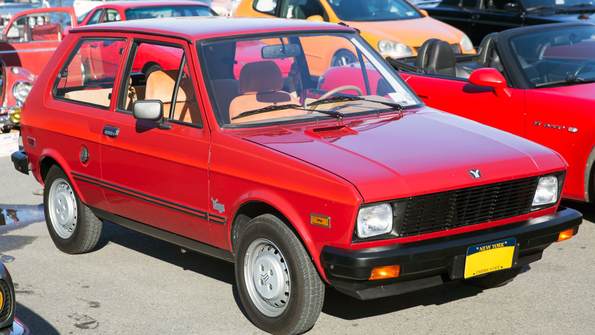File:1987 Yugo GV in Burgundy, front right.jpg
