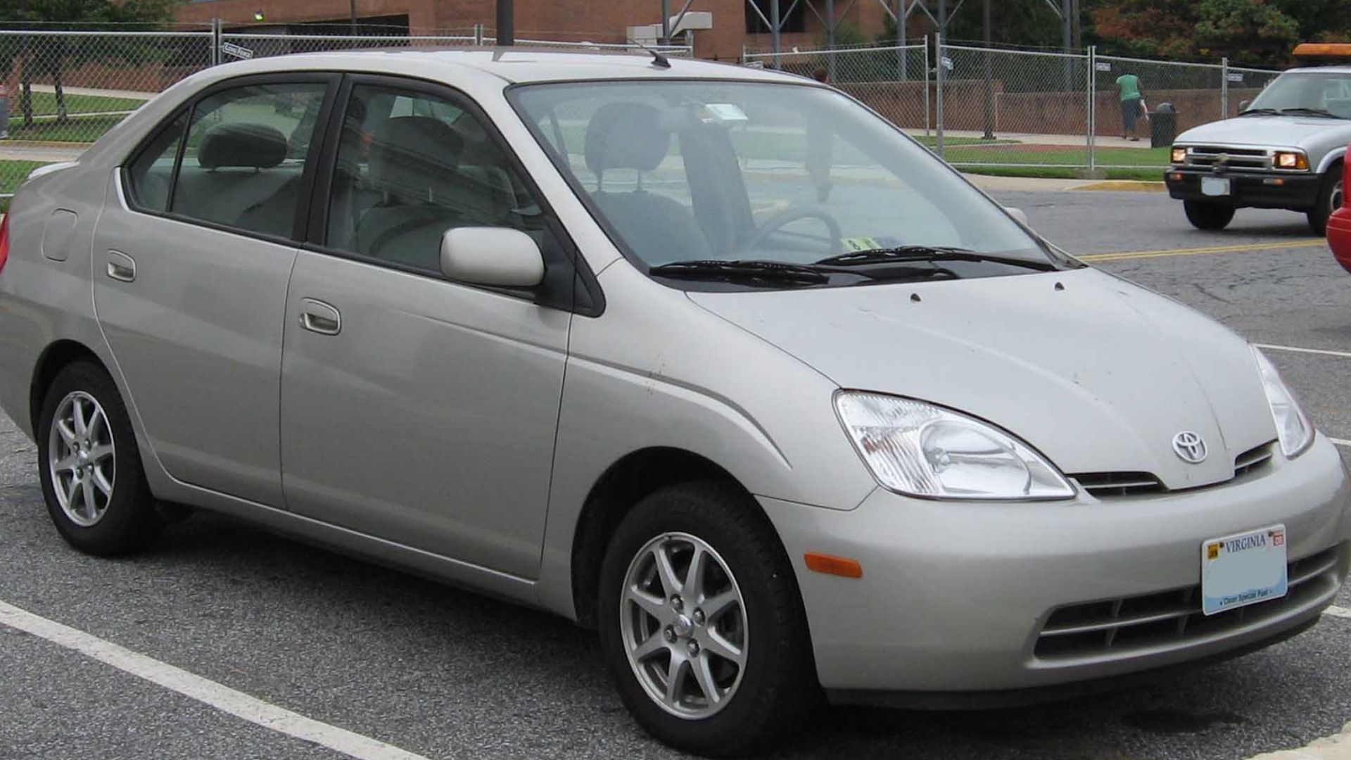 File:1st-Toyota-Prius.jpg