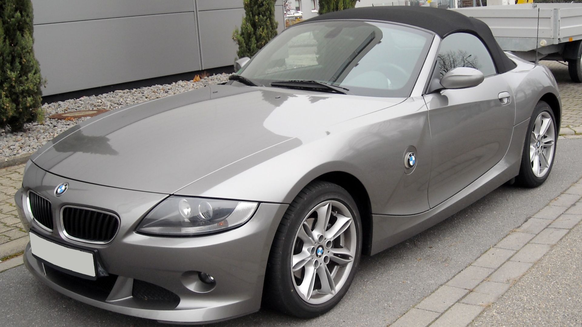 File:BMW Z4 front 20081201.jpg