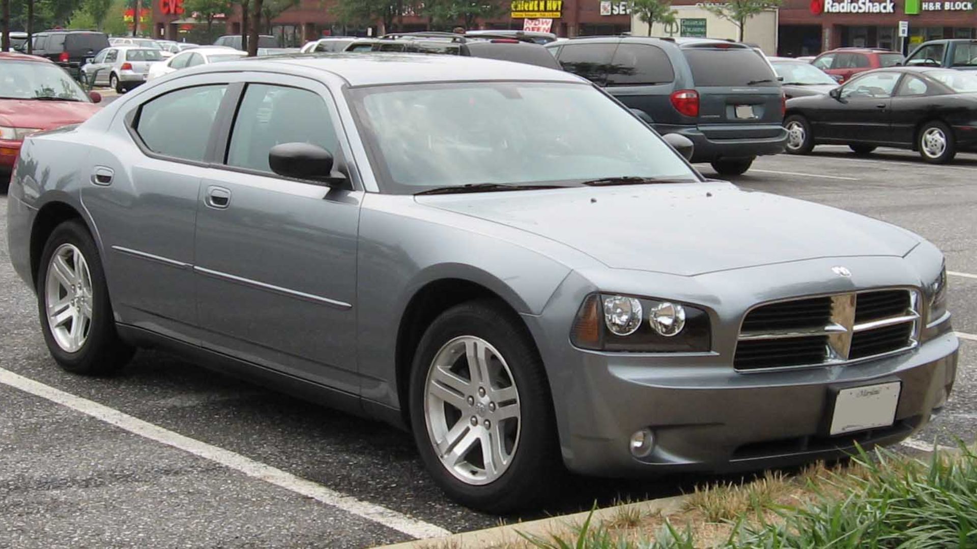 File:06-07 Dodge Charger SXT.jpg