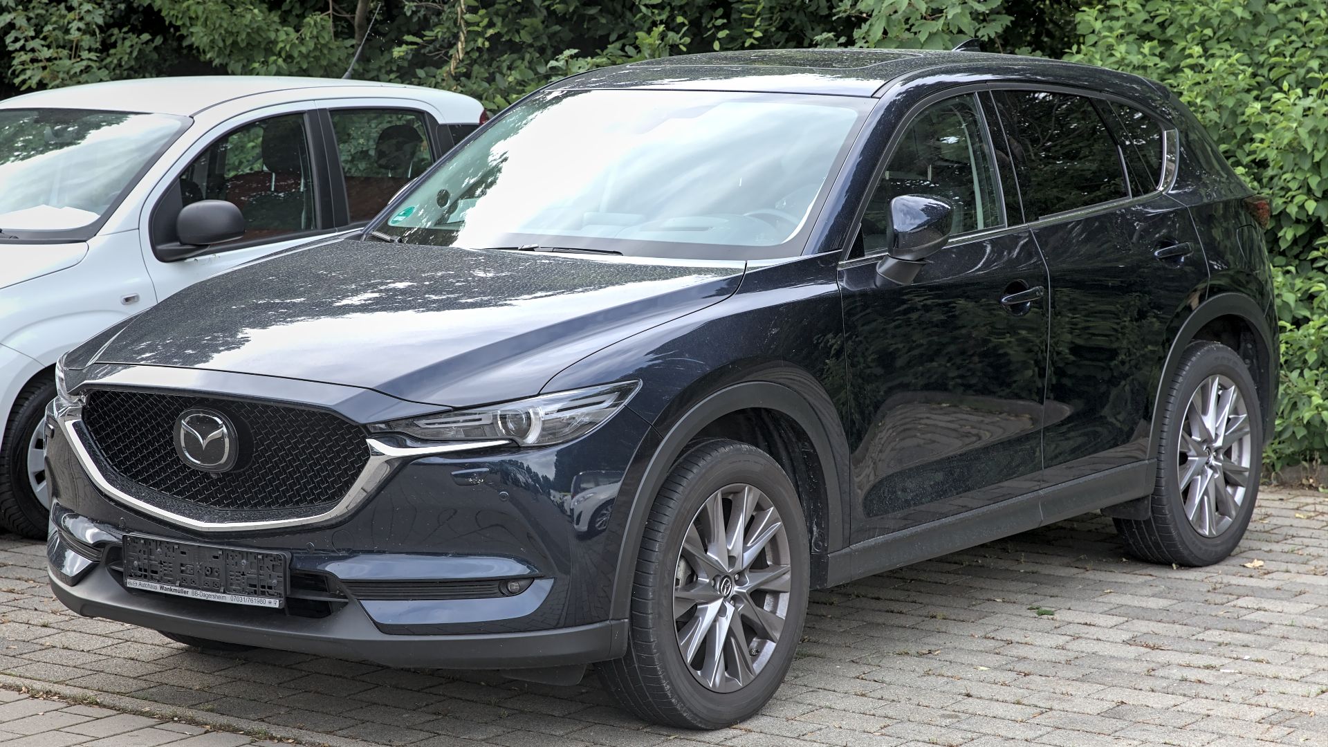 File:Mazda CX-5 (KF) 1X7A0333.jpg