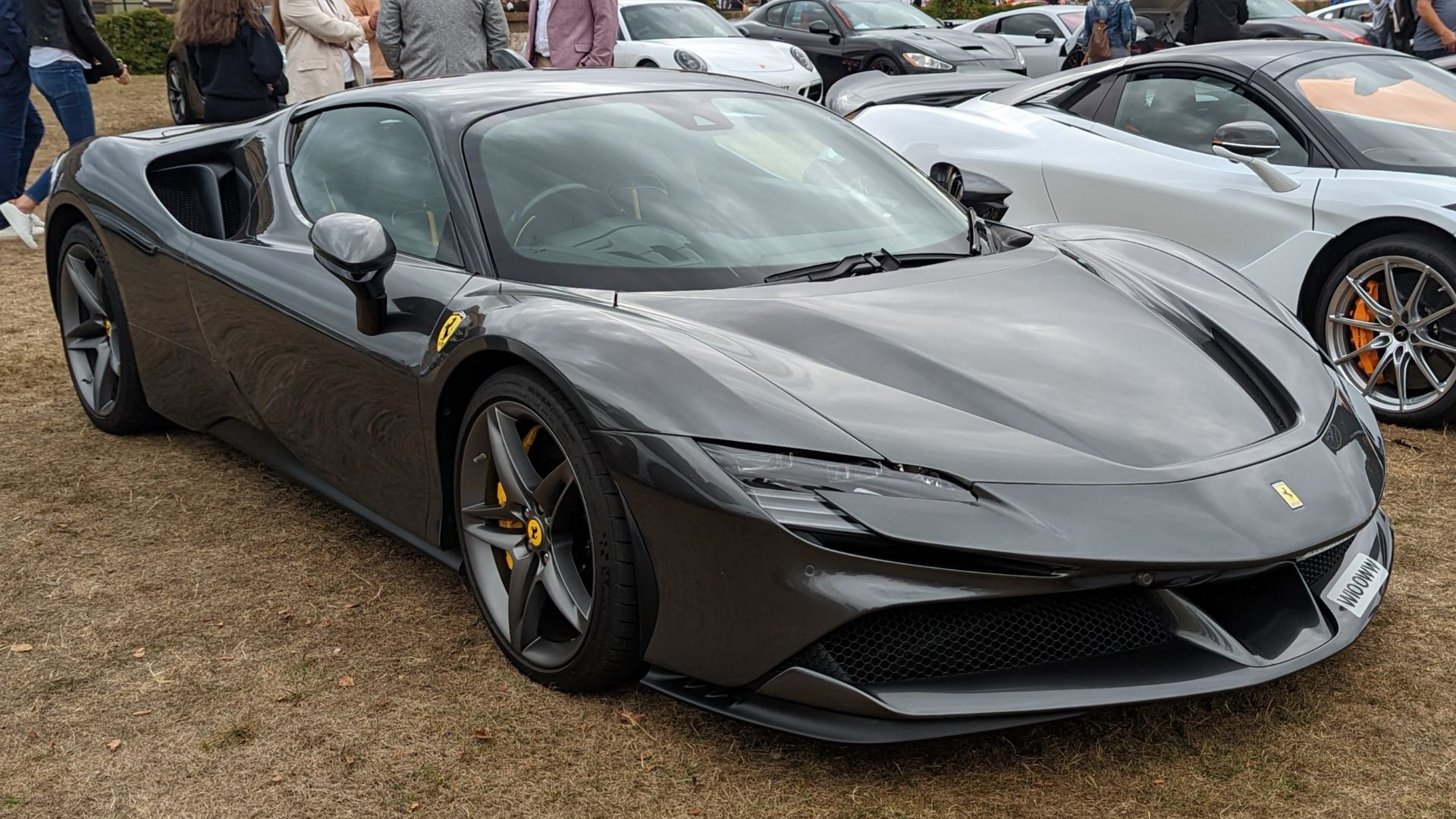 File:Ferrari SF90 Stradale 1.jpg