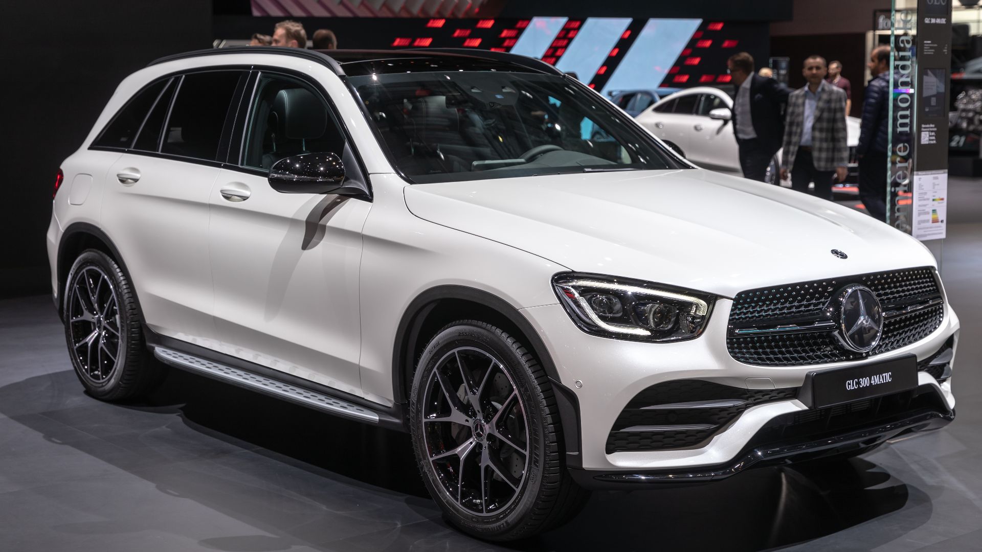 File:Mercedes-Benz GLC 300, GIMS 2019, Le Grand-Saconnex (GIMS1260).jpg