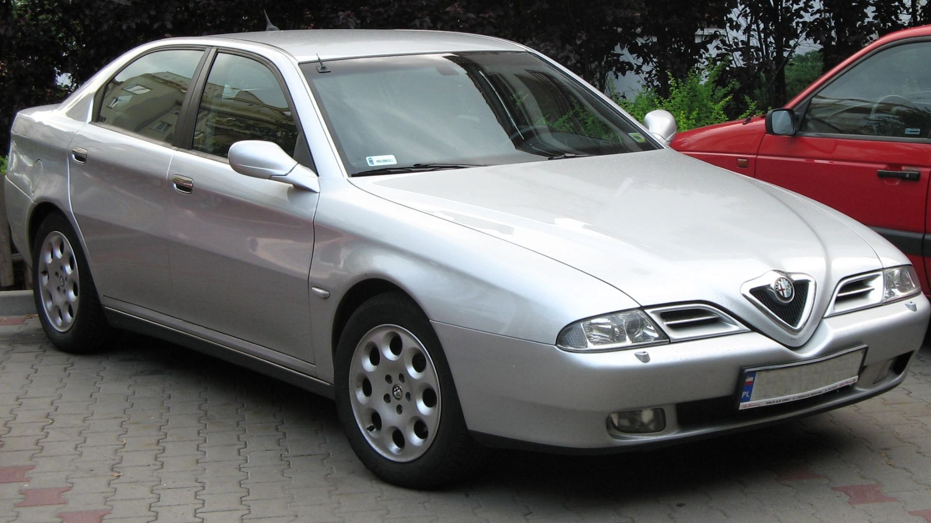 File:Alfa Romeo 166.jpg
