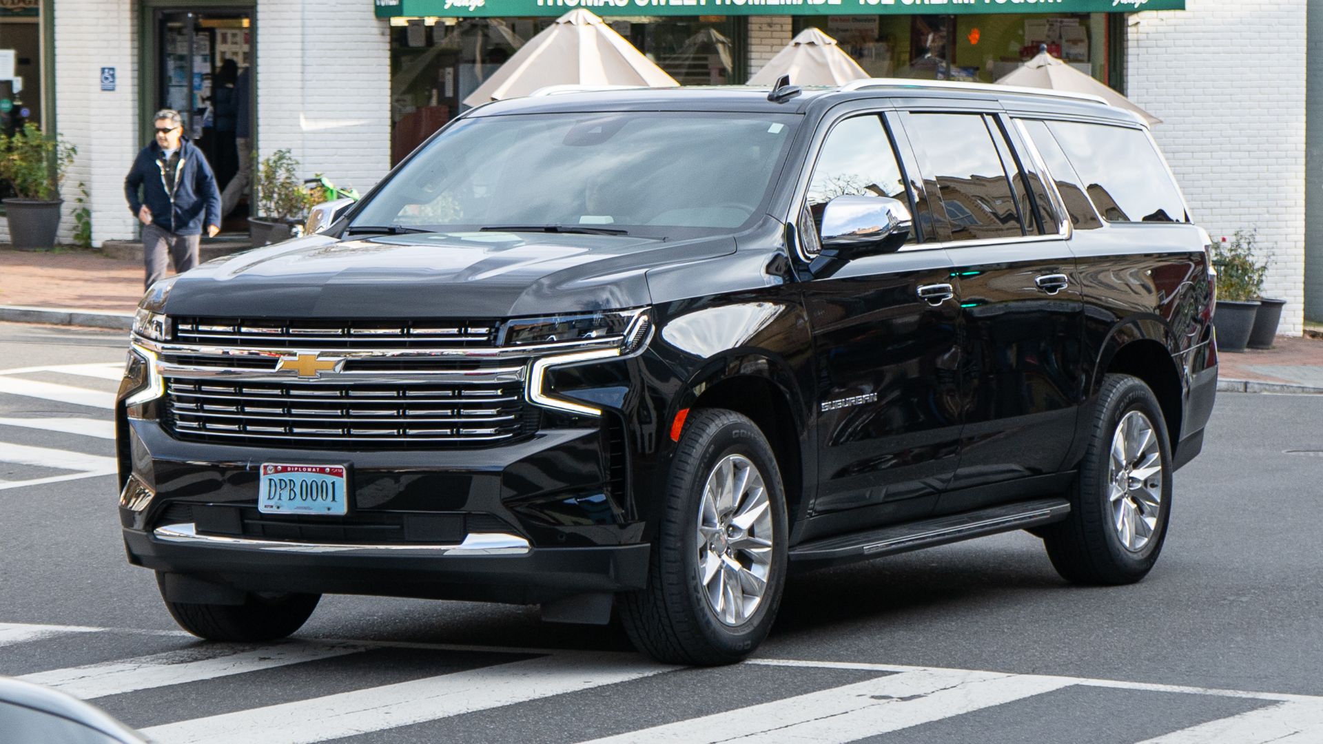 File:Chevrolet Suburban (GMTT1XX) Washington DC Metro Area, USA.jpg