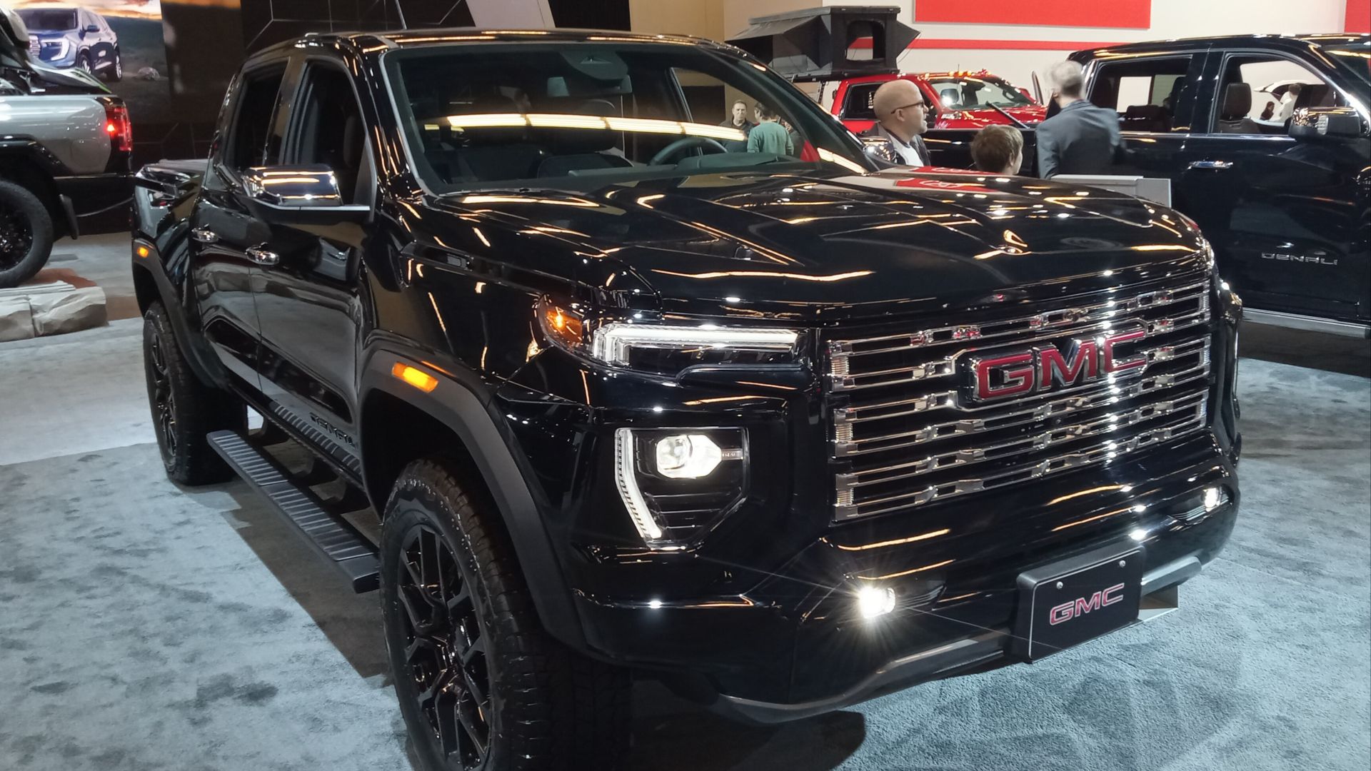 File:2025GMCCanyonDenaliSIAM2025.jpg