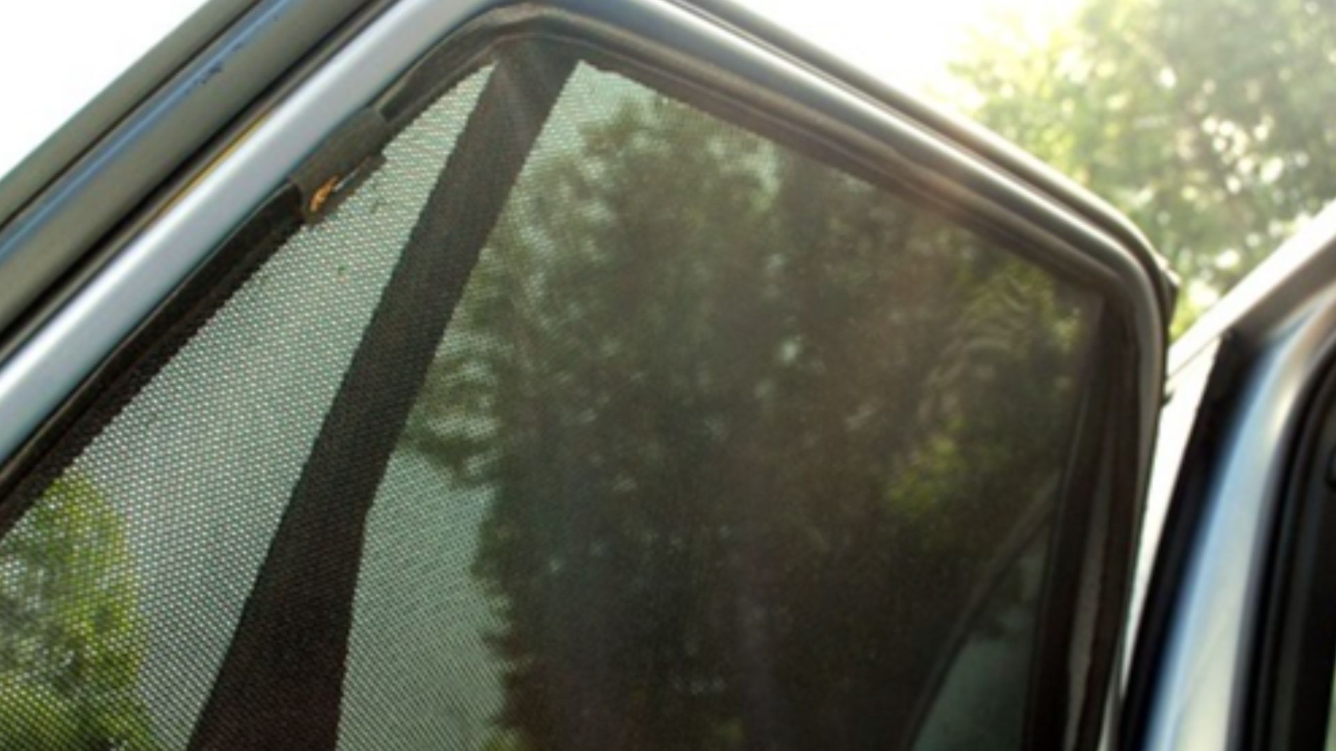 File:Car sun shade.jpg