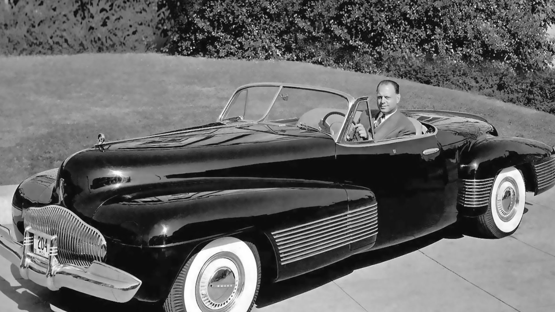 File:1939 ... Harley Earl and