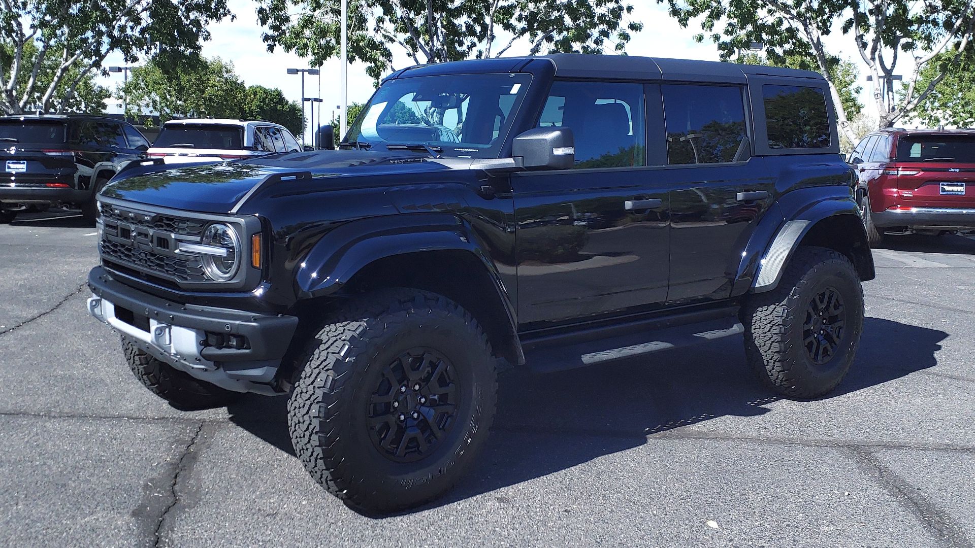 File:24 Ford Bronco Raptor.jpg