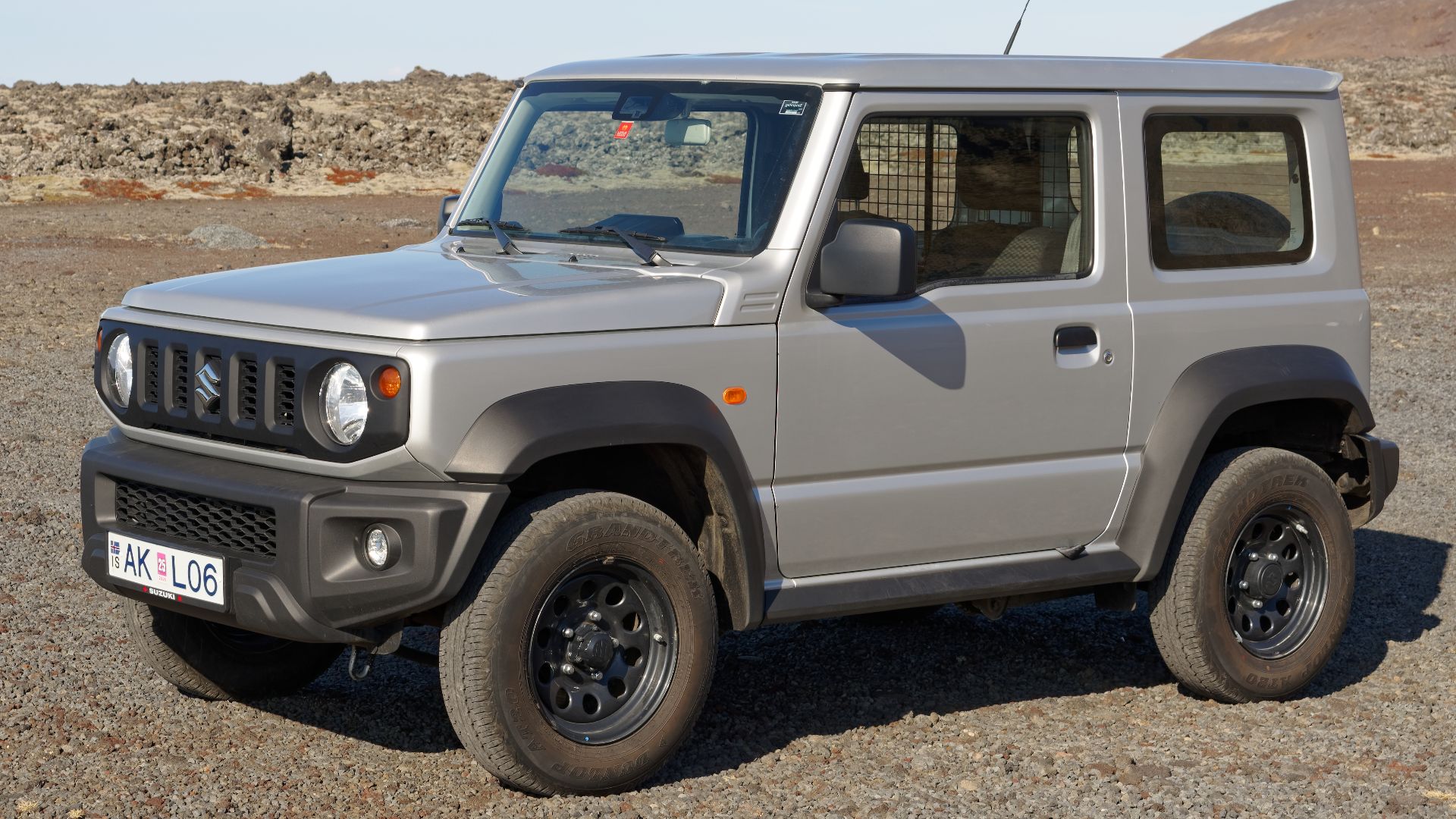 File:Suzuki Jimny on the parking near Þorbjörn Mountain, Iceland, 20230430 1630 3697.jpg