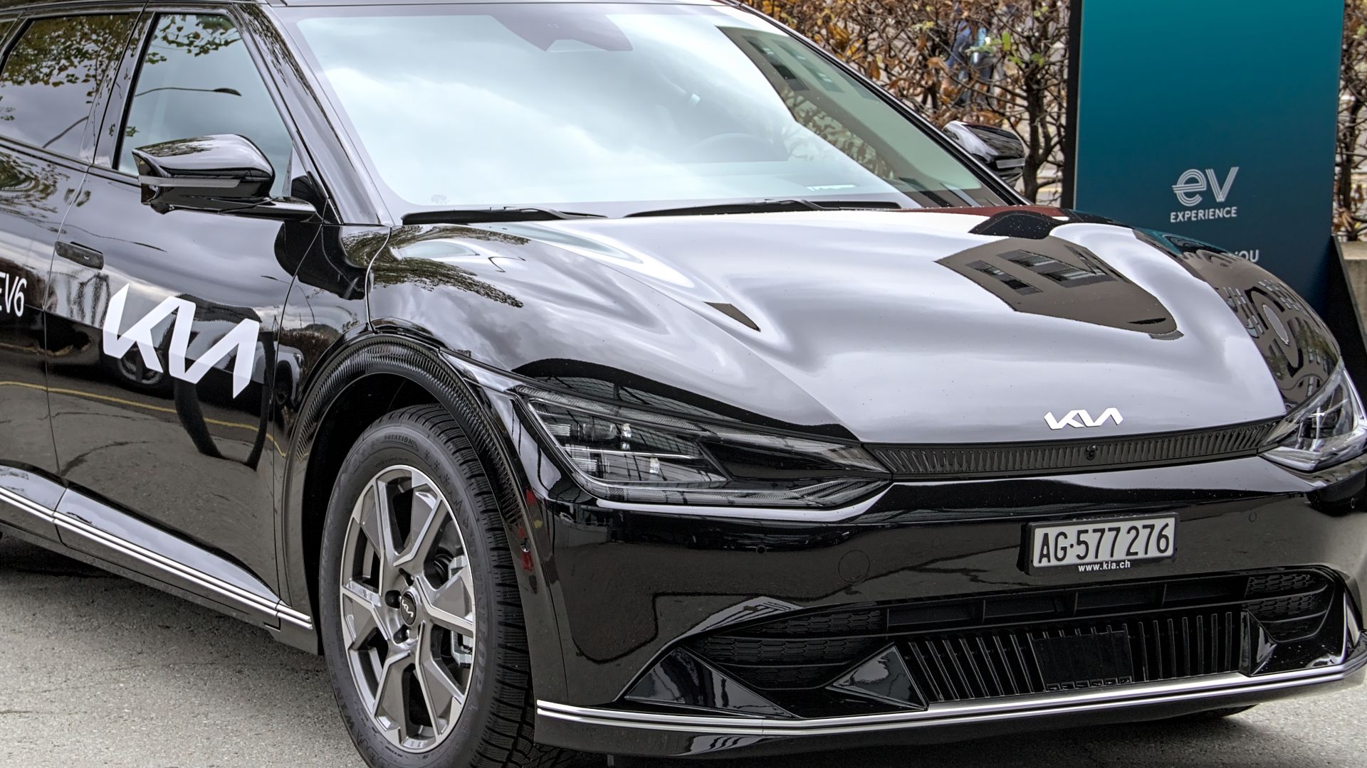 File:Kia EV6 Auto Zuerich 2021 IMG 0606.jpg