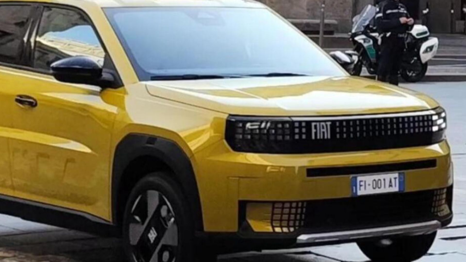 File:Fiat Grande Panda.jpg