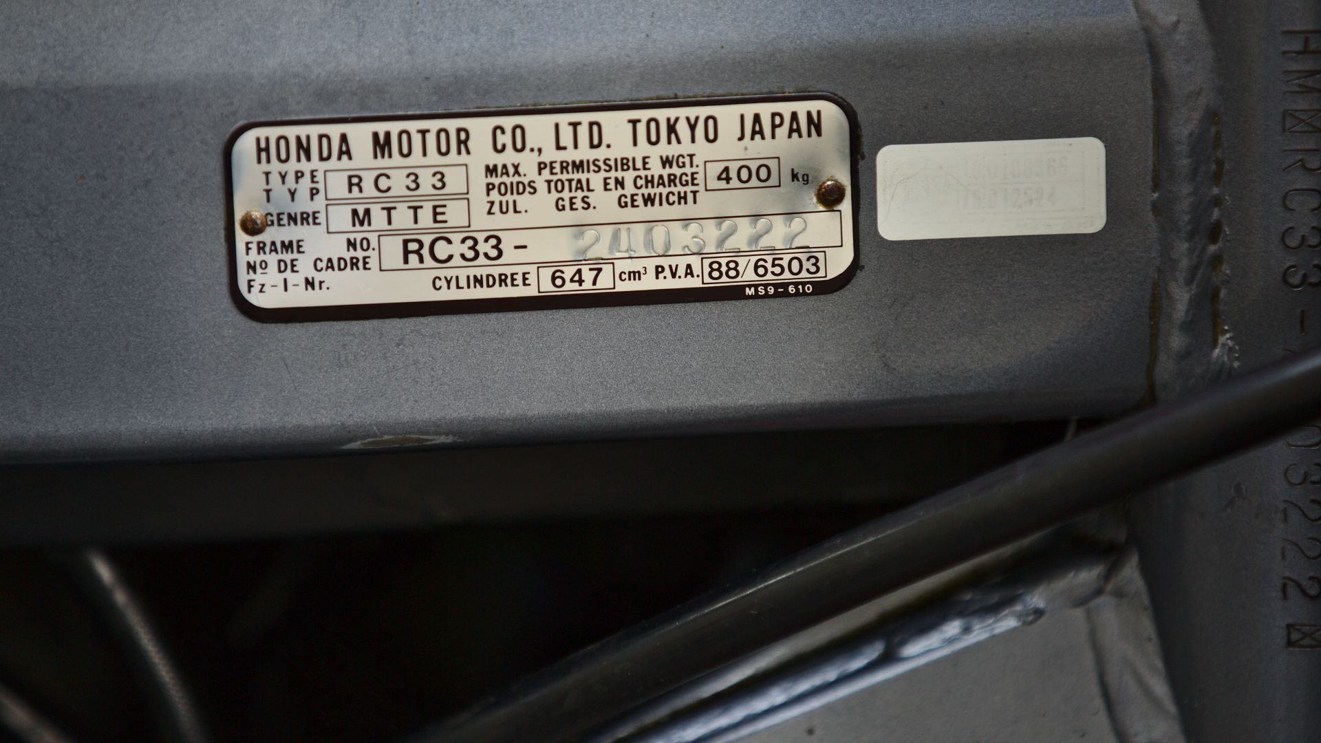 File:Honda NTV650 Motorcycle (1993) VIN (14584916297).png