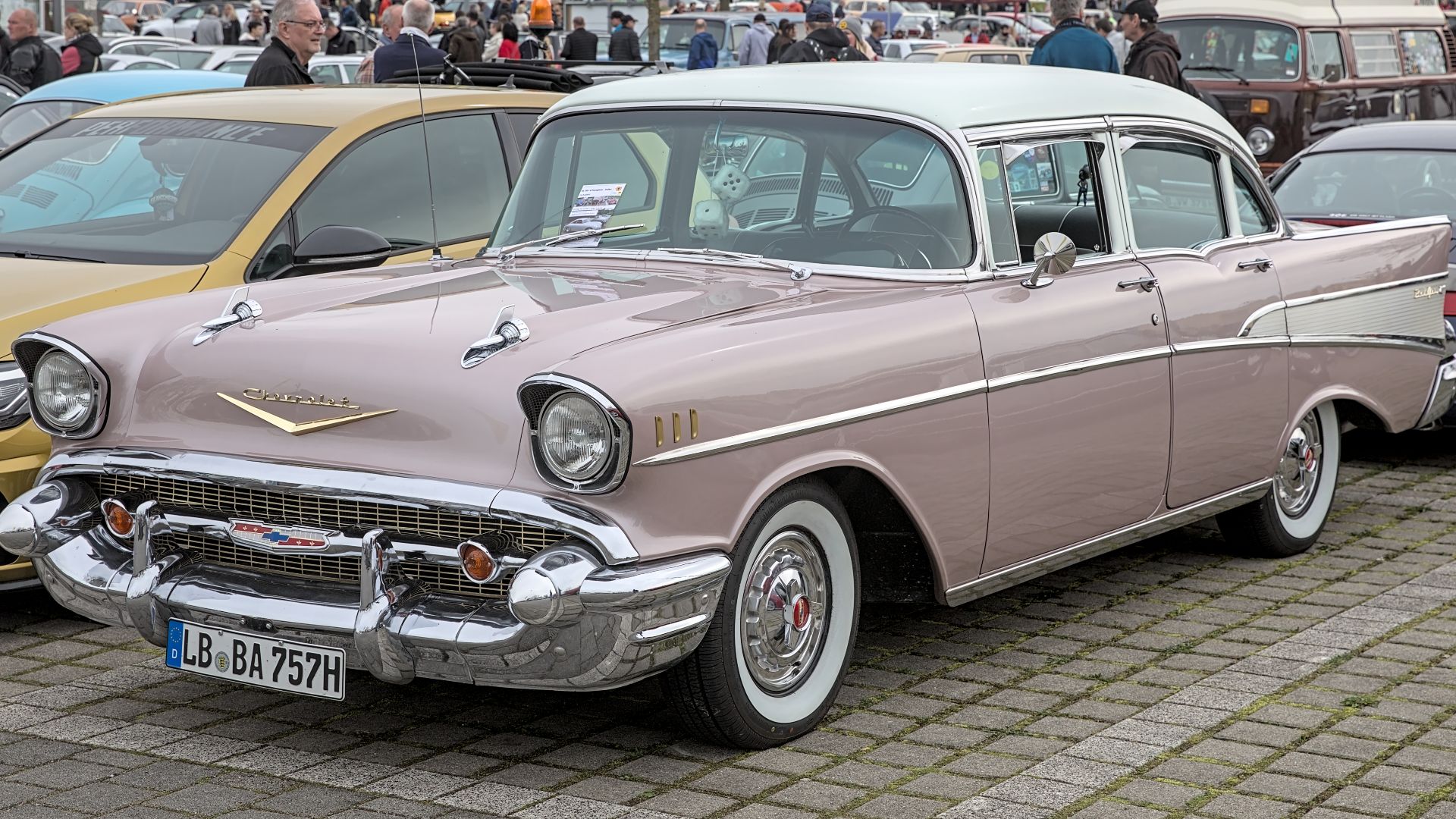 File:1957 Chevrolet Bel Air 4-Door Sedan 1X7A2547.jpg