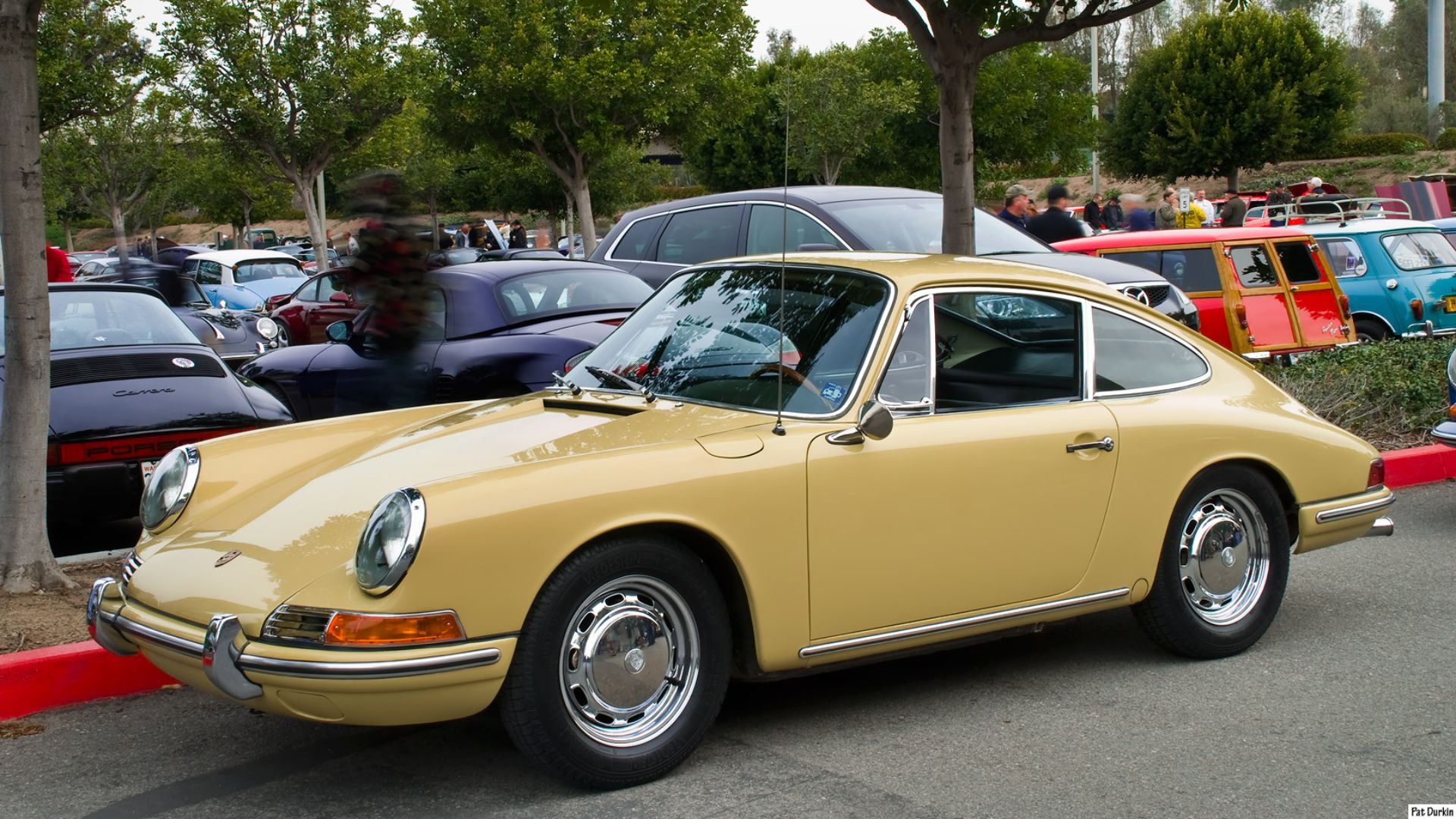 File:1964 Porsche 911 - yellow - fvl.jpg