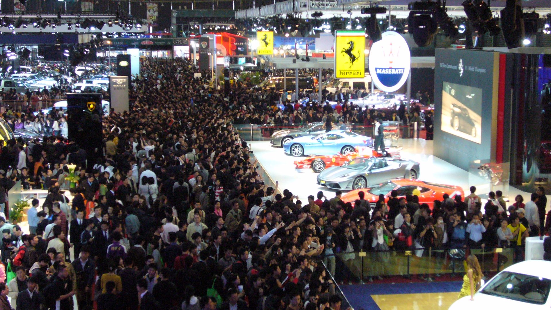 File:The 2009 Shanghai International Auto Show.jpg