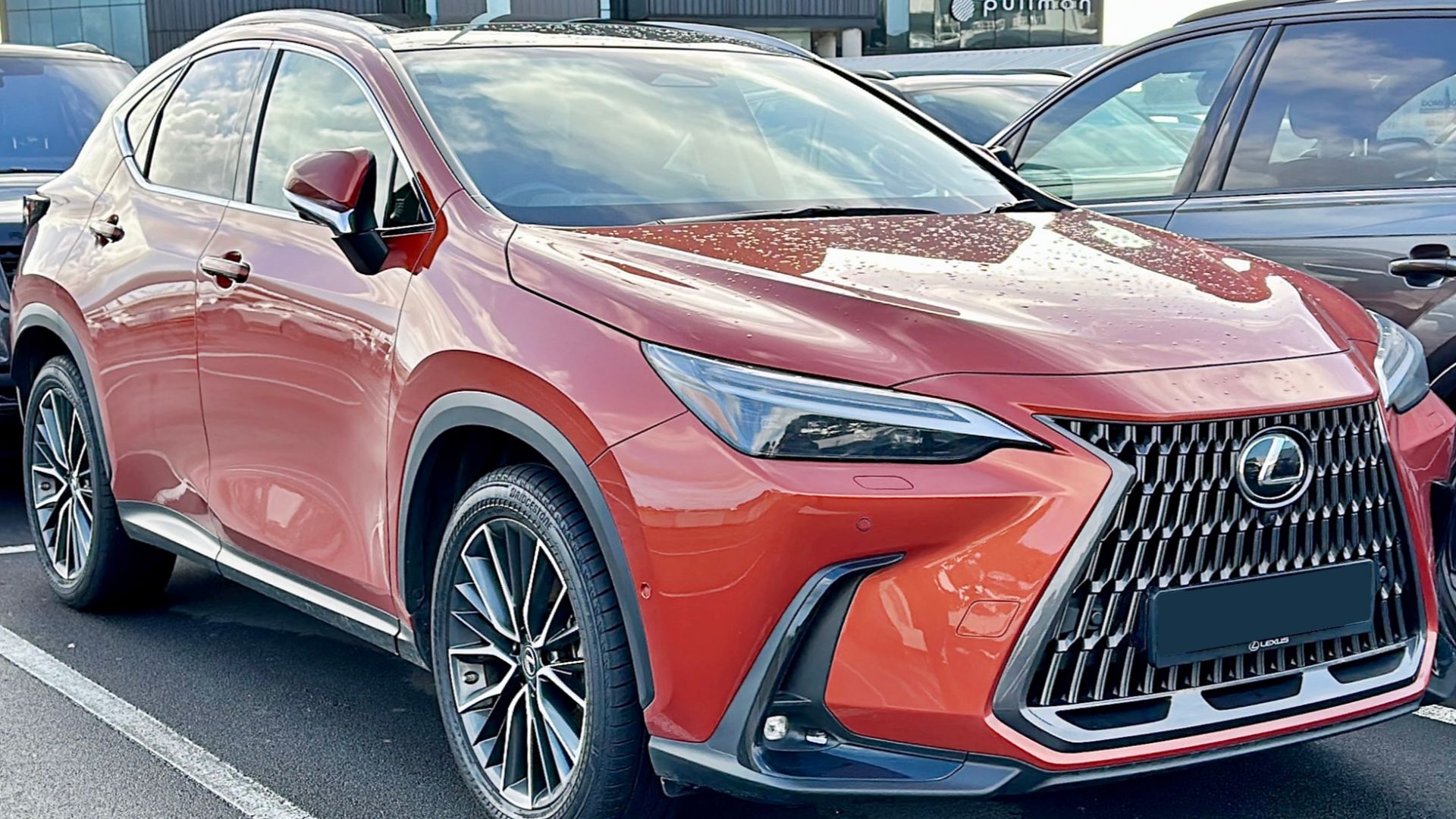 File:0 Lexus NX 350h 1.jpg