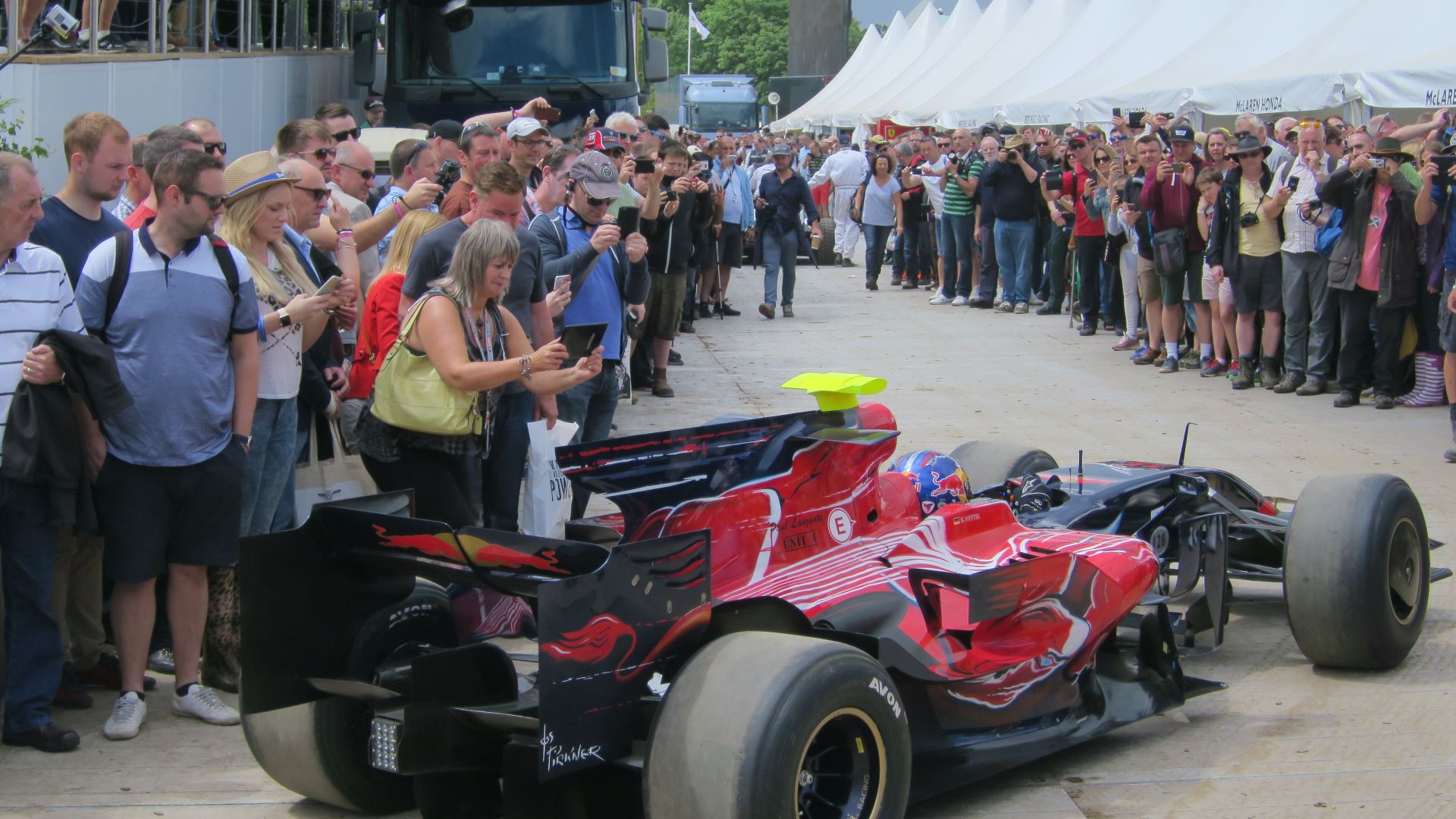 File:F1 car at Goodwood Festival of Speed - geograph.org.uk - 5009282.jpg