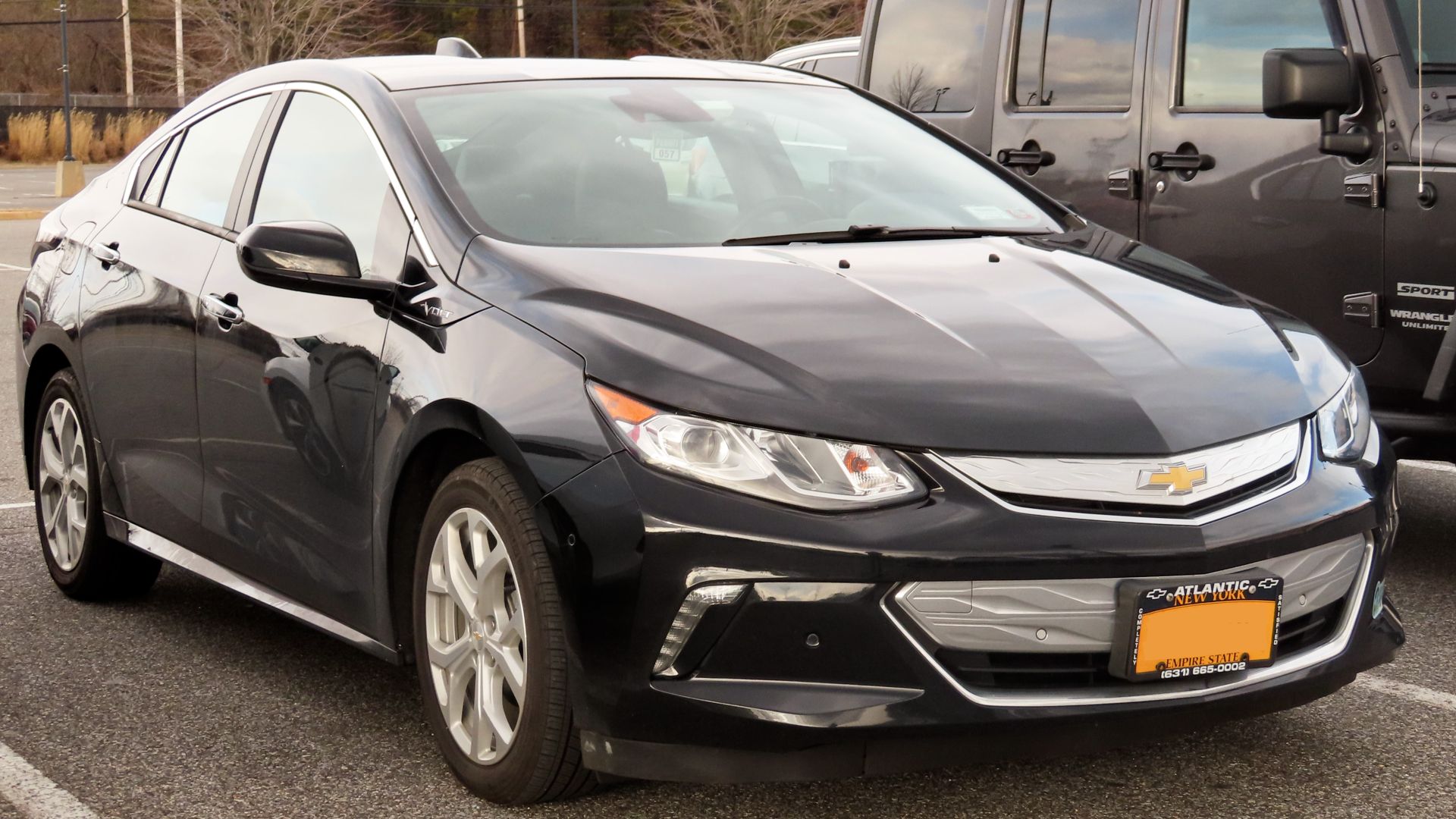 File:2018 Chevrolet Volt, front 2.29.20.jpg