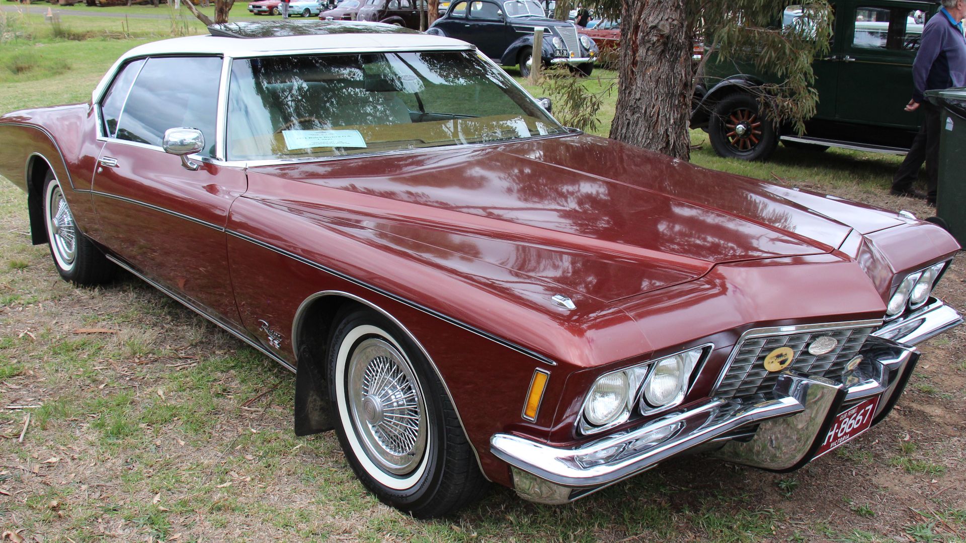 File:1972 Buick Riviera GS Coupe (25985966504).jpg