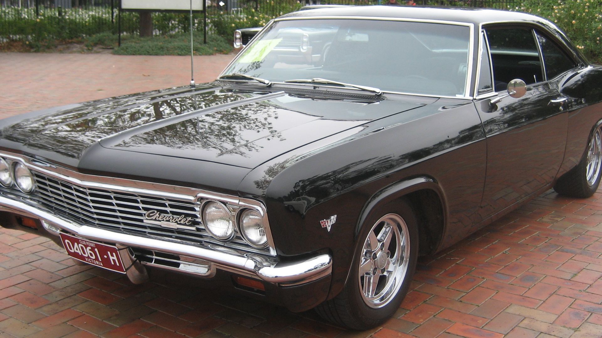 File:1966 Chevrolet Biscayne 2 door Hardtop.jpg
