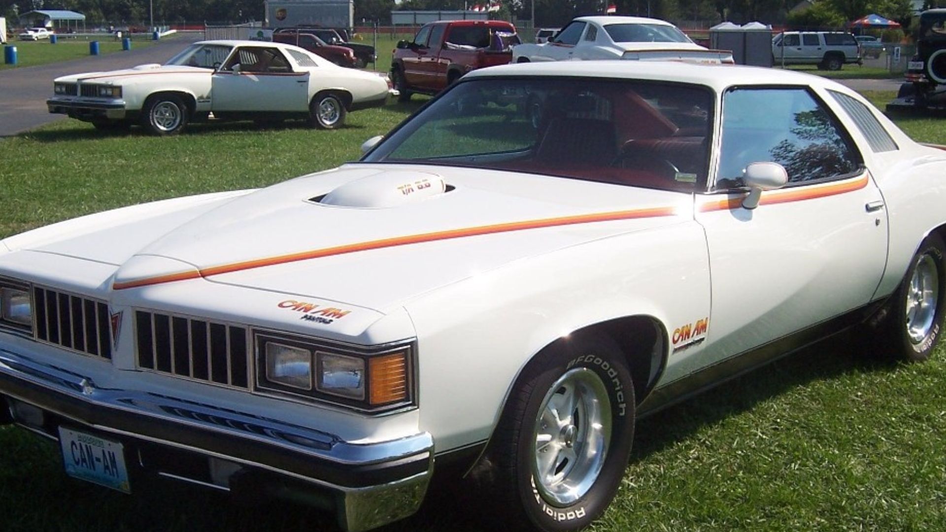 File:3 Can Ams at Norwalk 30th Anniv.JPG