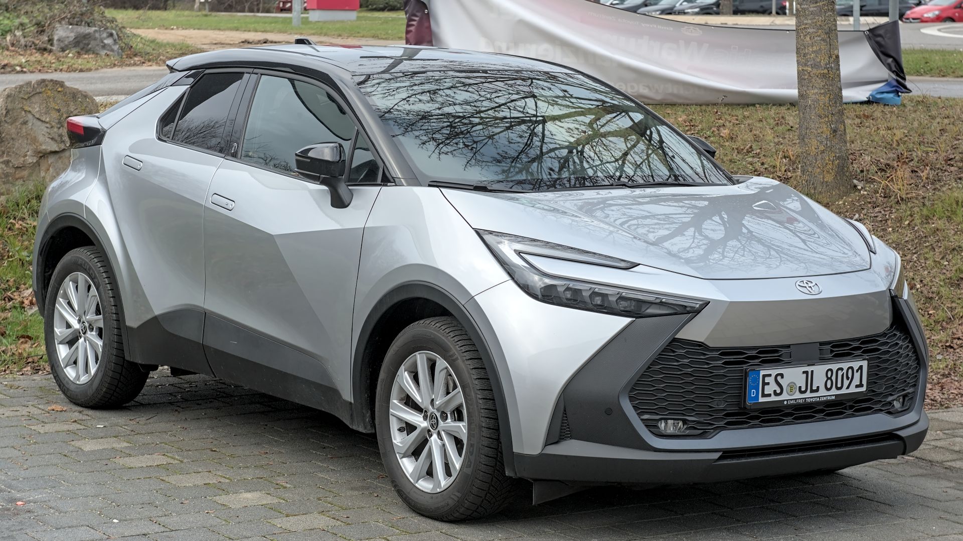 File:Toyota C-HR Hybrid (AX20) DSC 7239.jpg