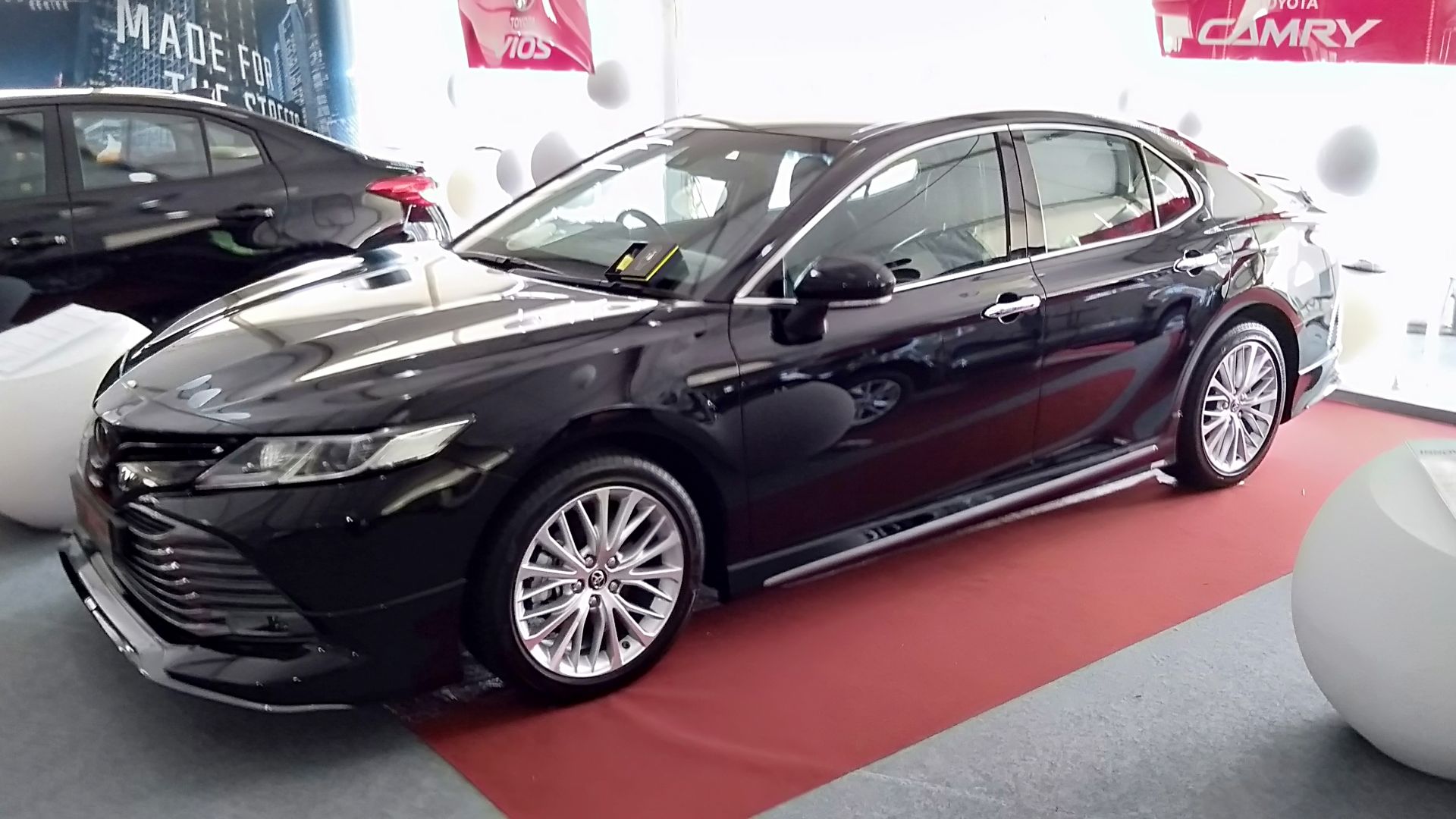 File:2020 Toyota Camry 2.5 (Front view).jpg