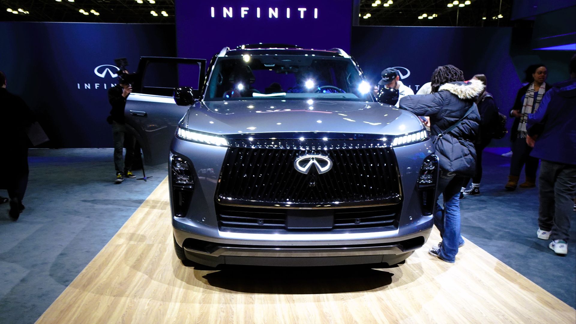 File:Infiniti QX80 (2024) (53626841221).jpg