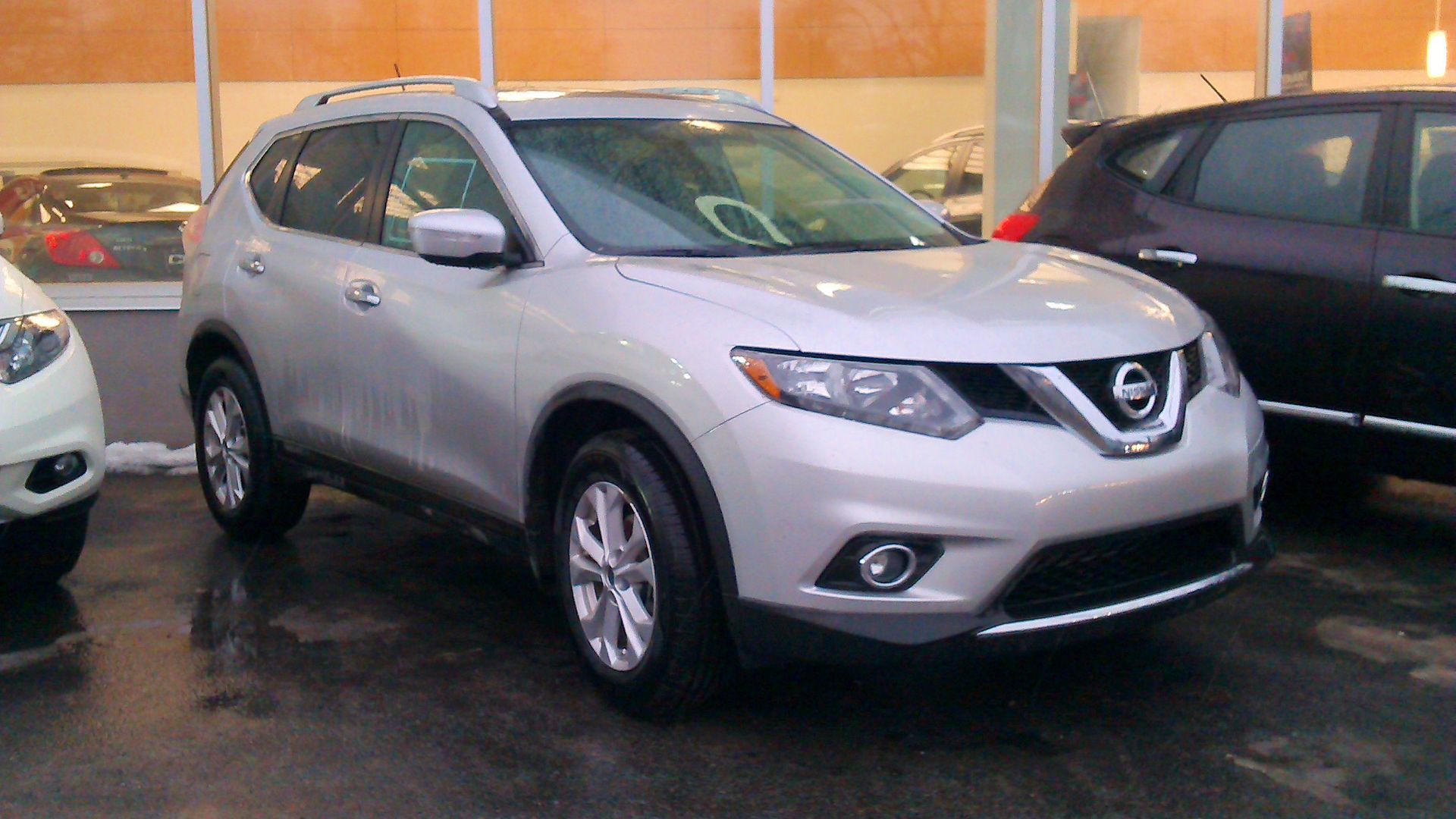 File:2014-15 Nissan Rogue Montreal QC Canada.jpg