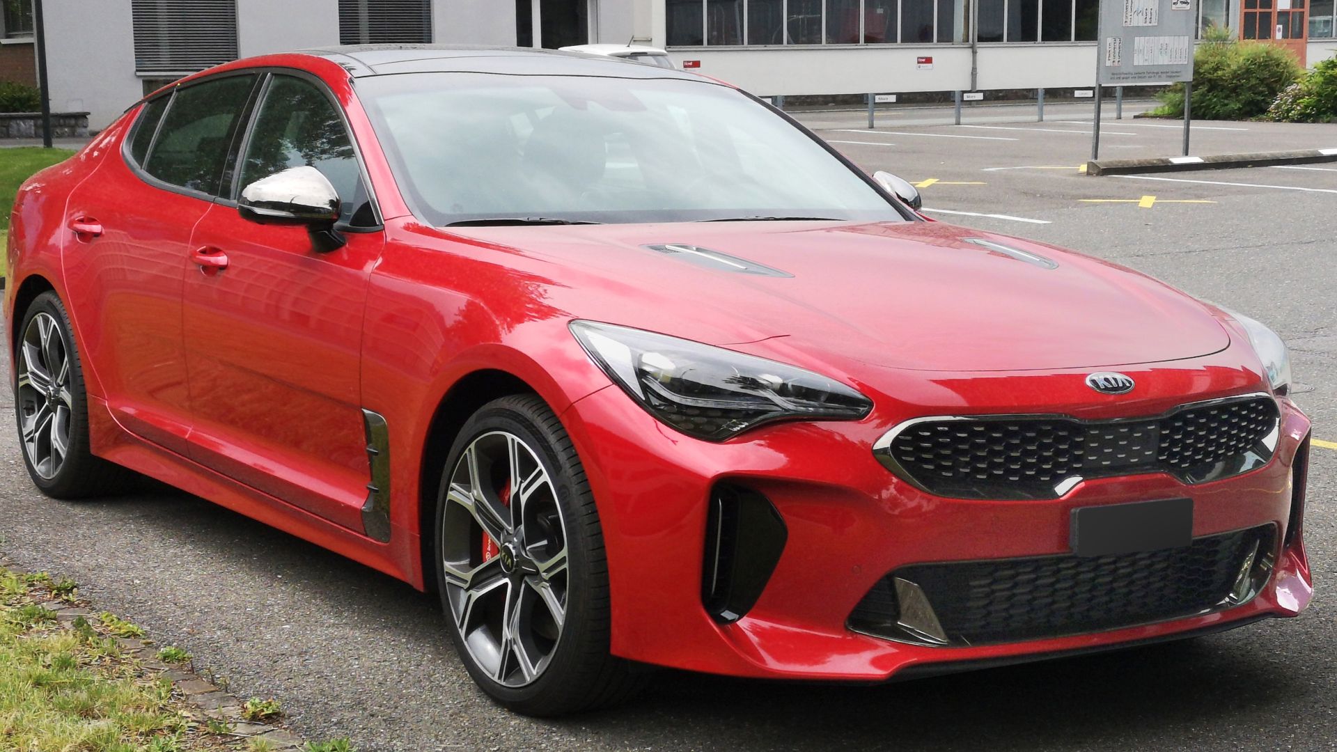 File:Kia Stinger (Liechtenstein) front view.jpg