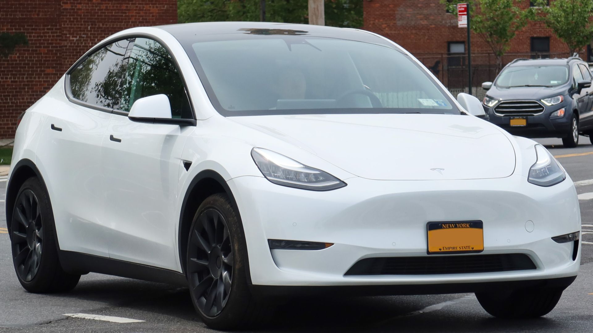 File:2020 Tesla Model Y, front 5.16.21.jpg
