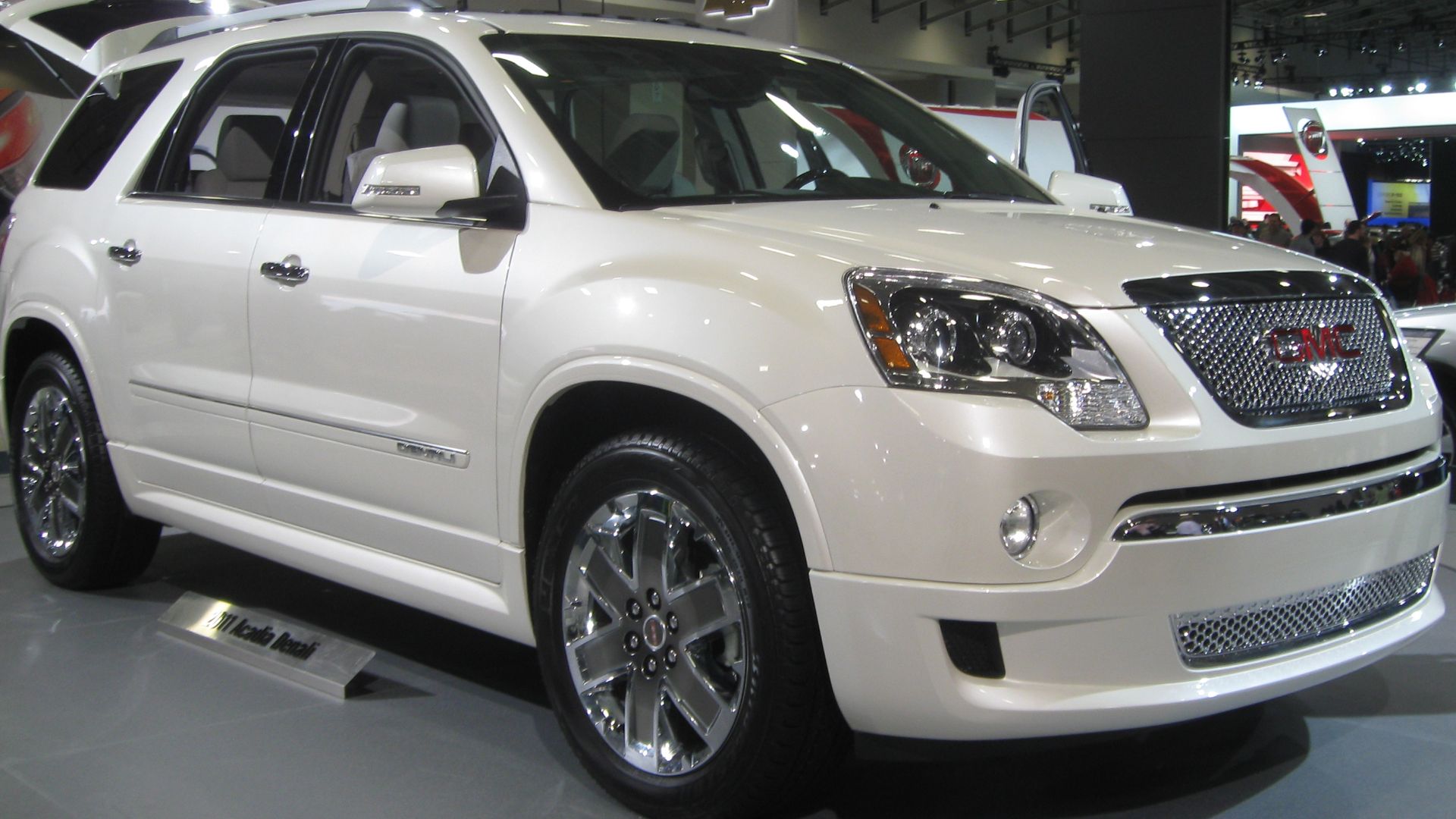 File:2011 GMC Acadia Denali -- 2011 DC.jpg