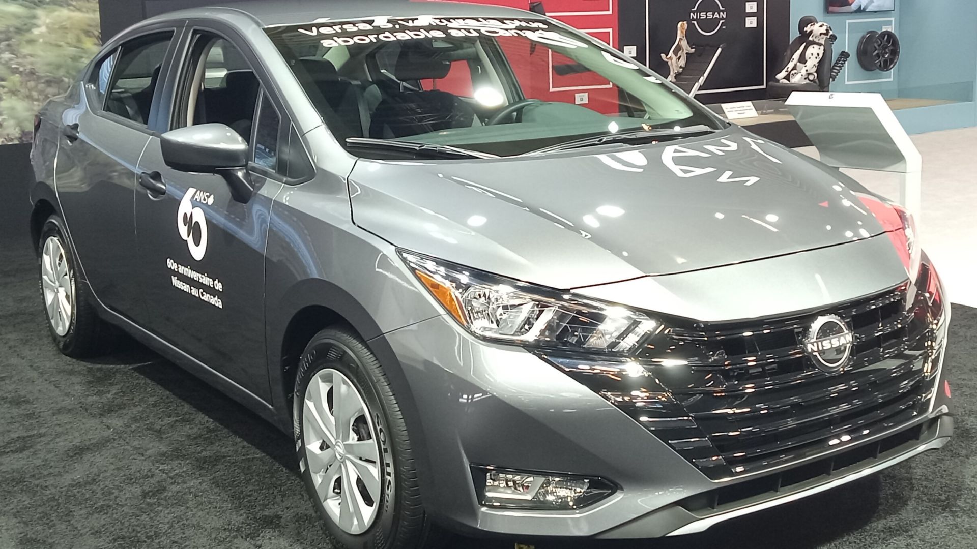 File:2025 Nissan Versa au SIAM 2025.jpg